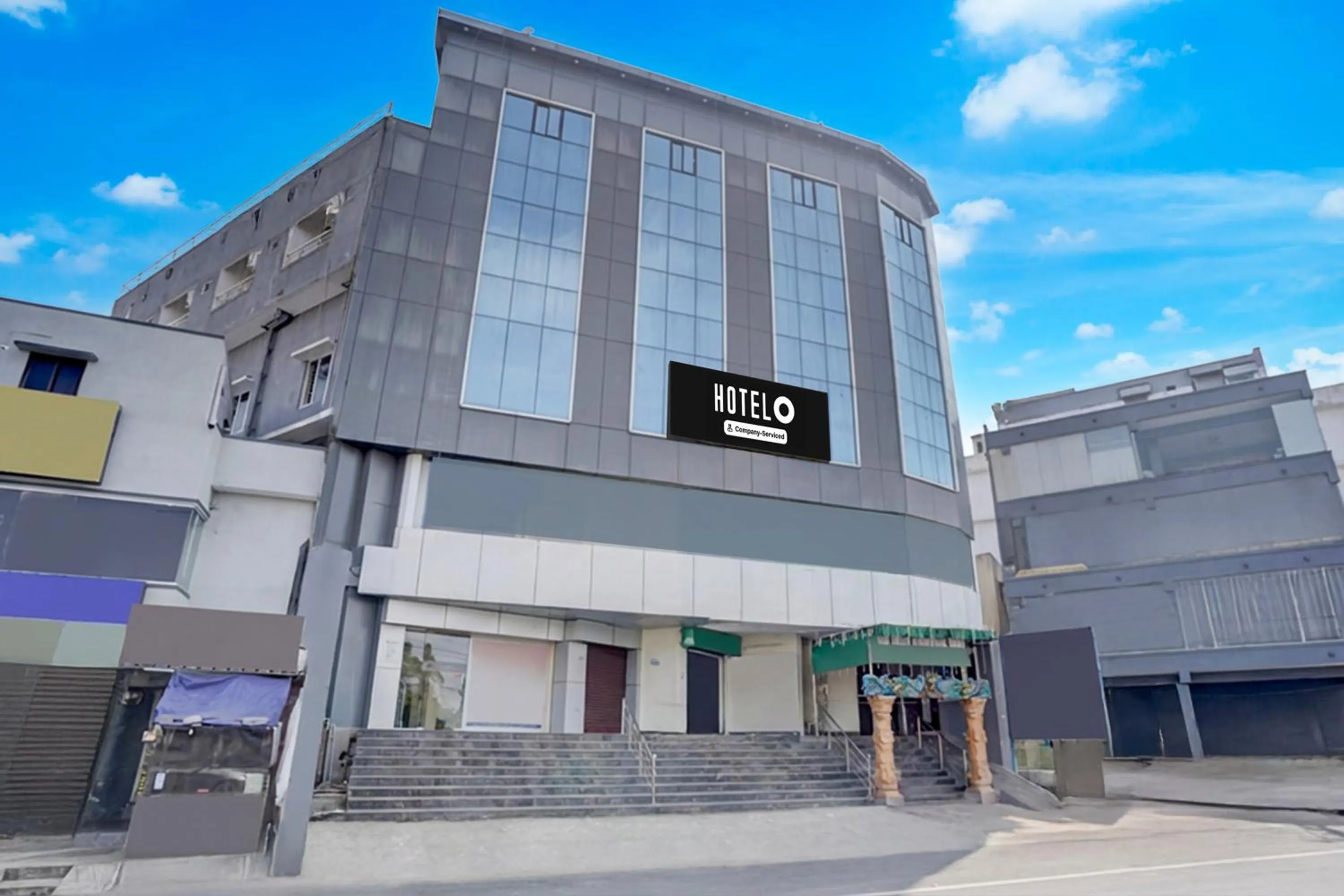 Facade/entrance in Super Hotel O Magunta Layout Nellore Formerly The Paradise Guest Inn