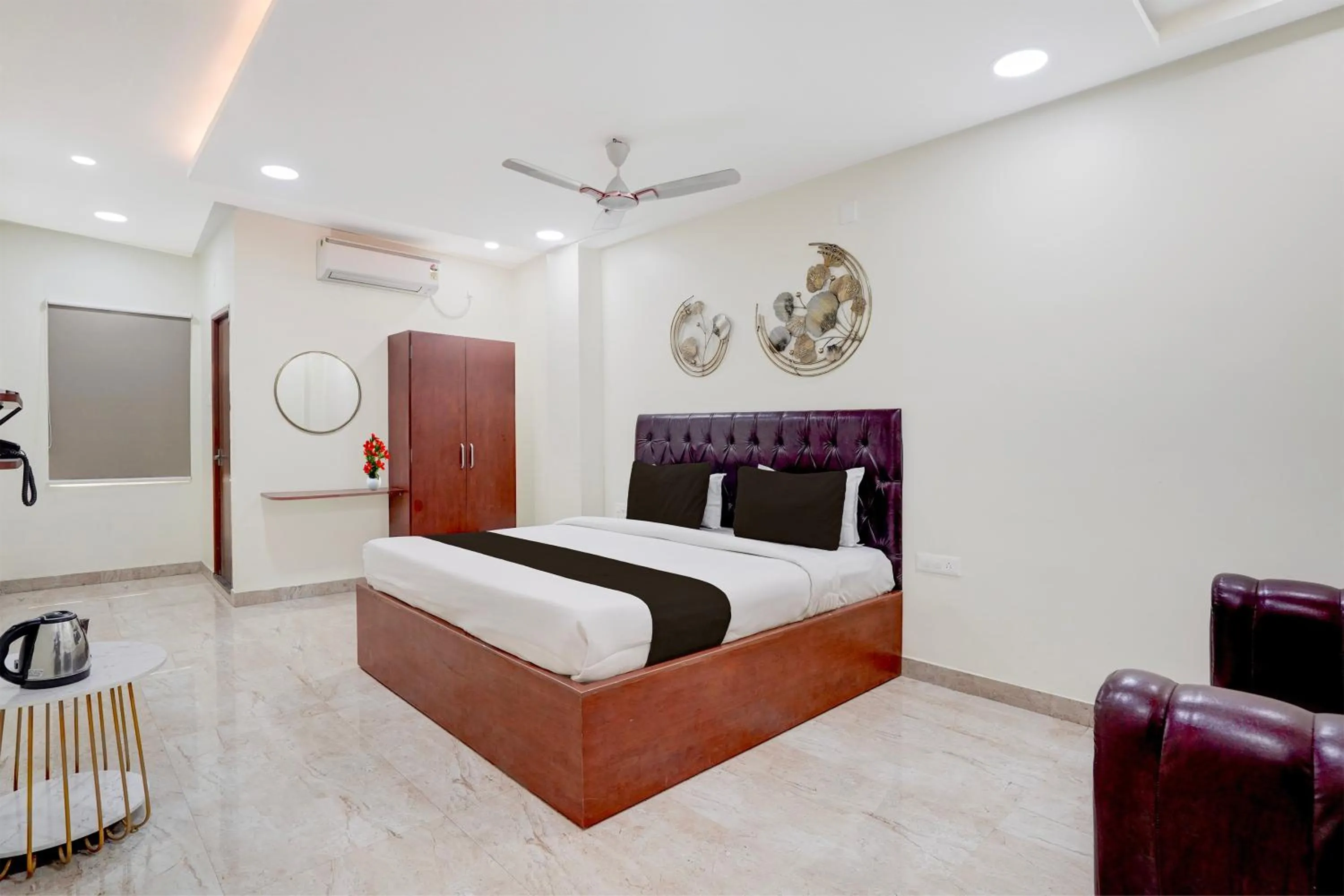 Bedroom, Bed in Hotel O Magunta Layout Nellore Formerly The Paradise Guest Inn
