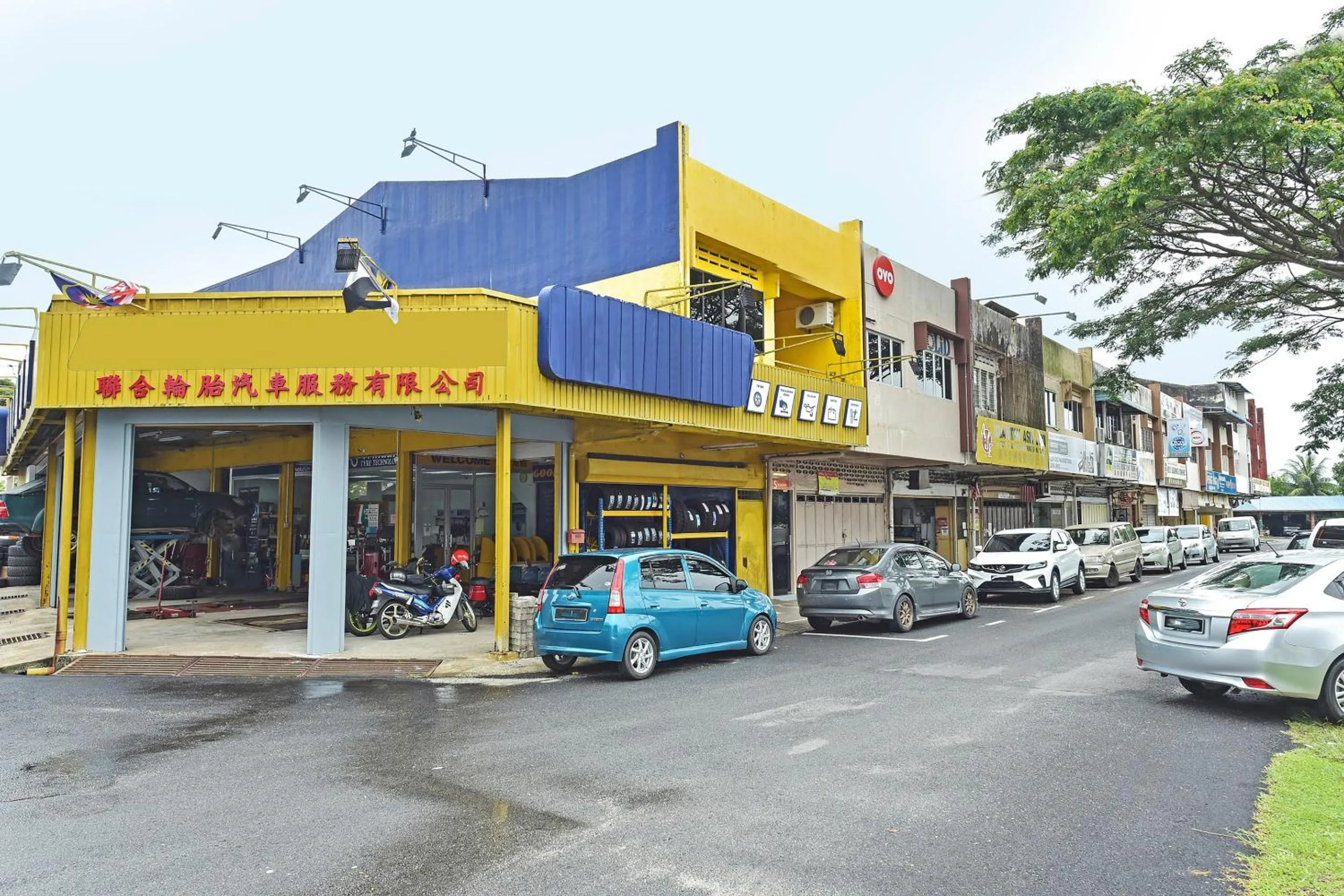 Facade/entrance in Hotel O S Homestay
