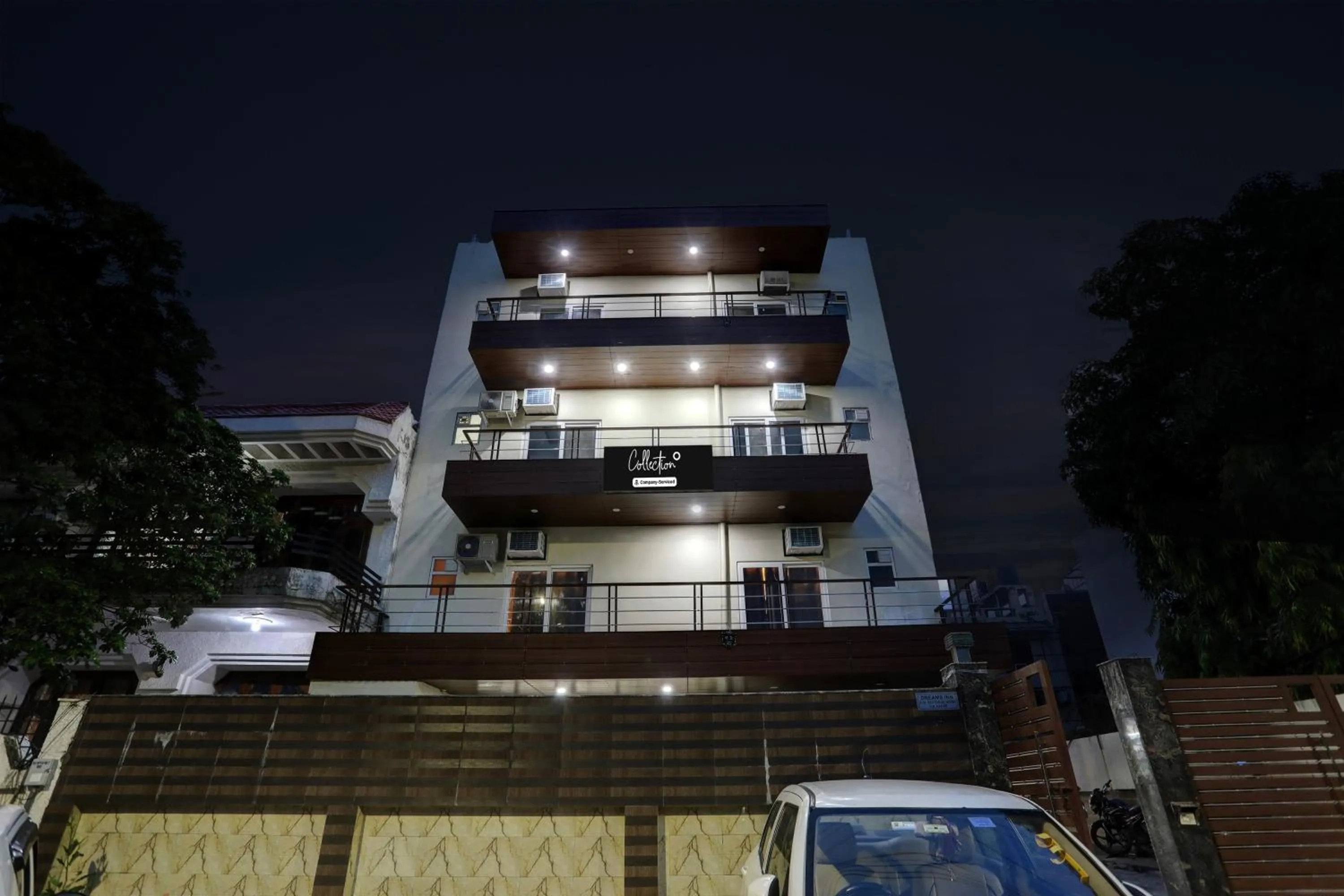 Facade/entrance in Super Collection O Sector 55 Noida Near Noida Stadium