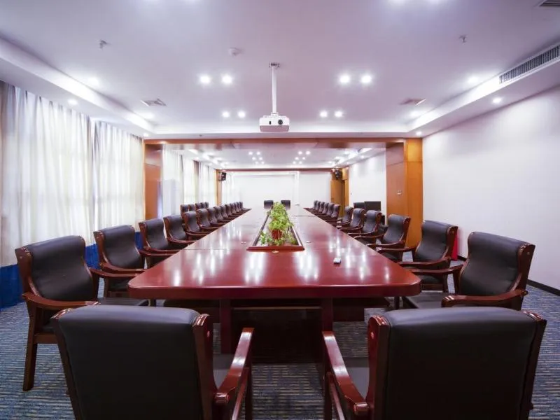 GreenTree Eastern Hotel Hebi Jun County Passenger Station