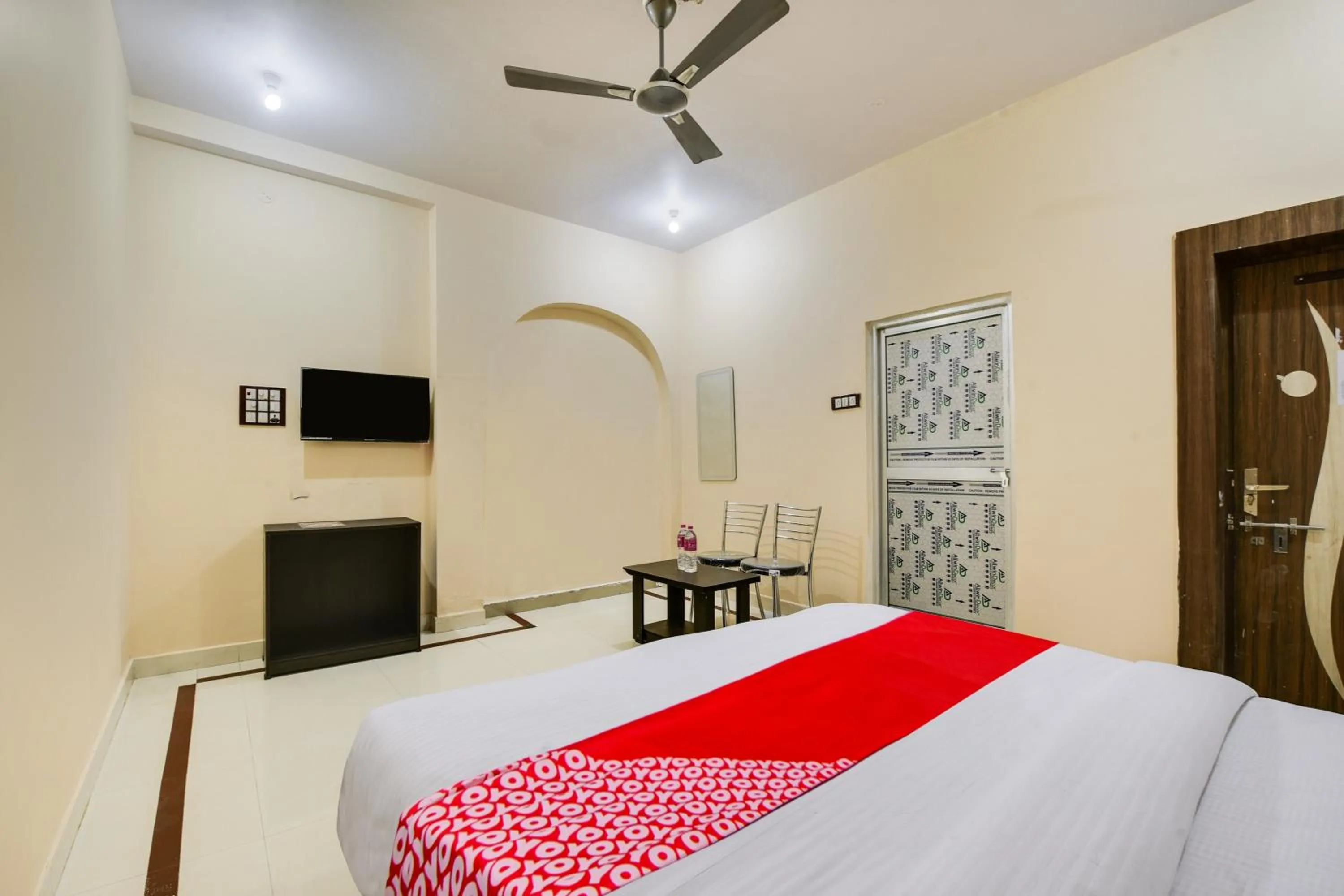 Bedroom, Bed in Hotel O Rudraksh Inn