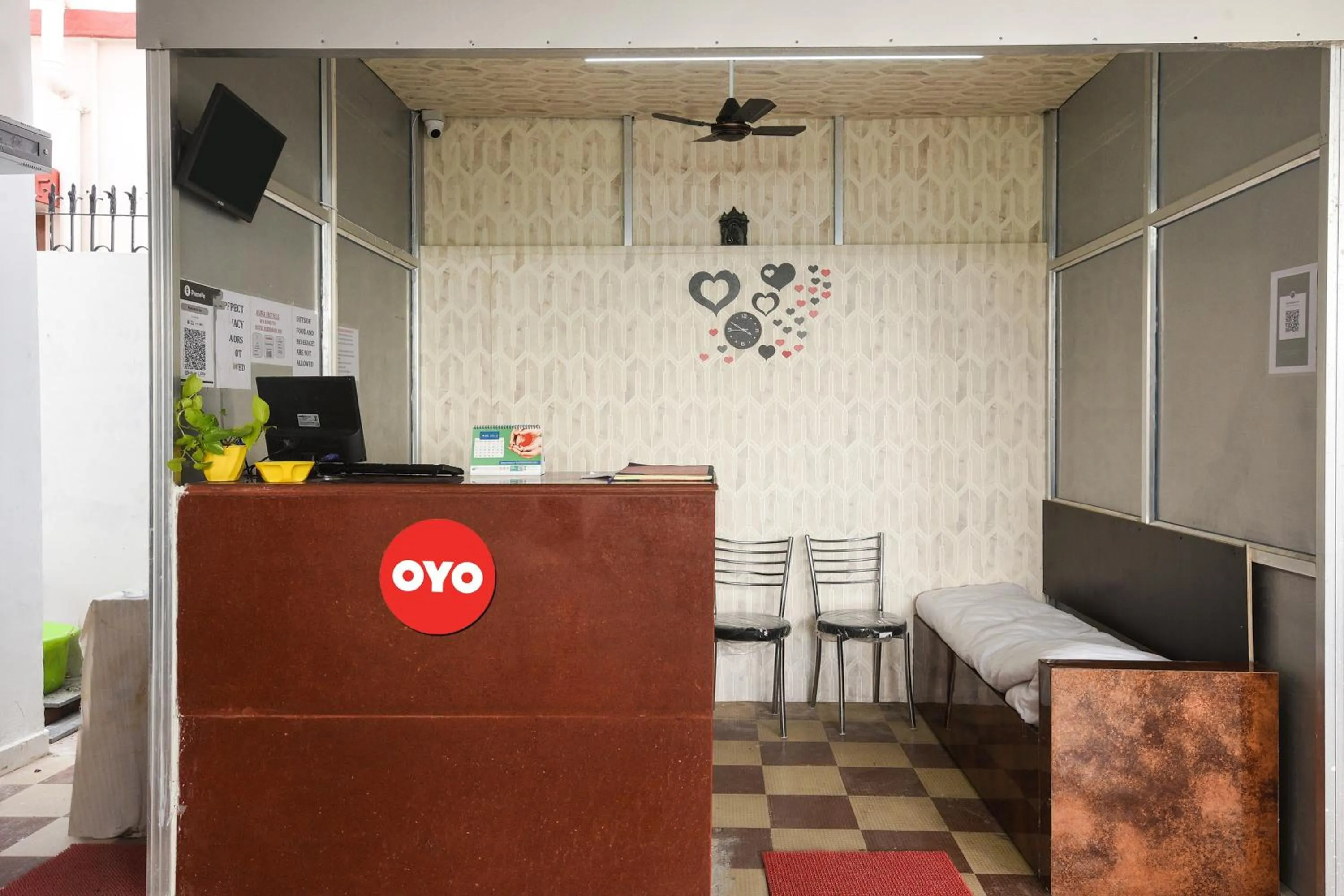 Lobby or reception in Hotel O Rudraksh Inn