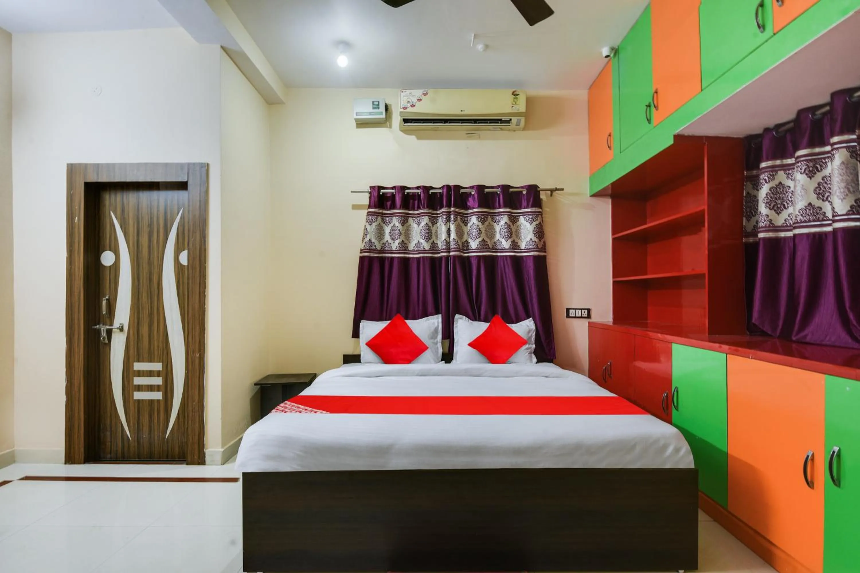 Bedroom, Bed in Hotel O Rudraksh Inn