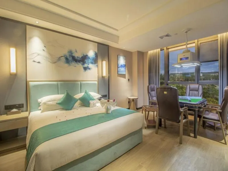 Bed in GreenTree Eastern Hotel Hainan Free Trade Port Jiangdong New District Meilan Airport