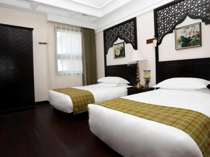 GreenTree Eastern Hotel Yueqing Shifu Chenmu Square