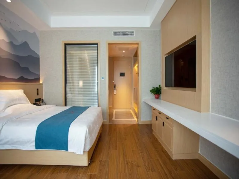 Bed in GreenTree Eastern Hotel Henan Anyang Hua County Wuzhou New Times Square