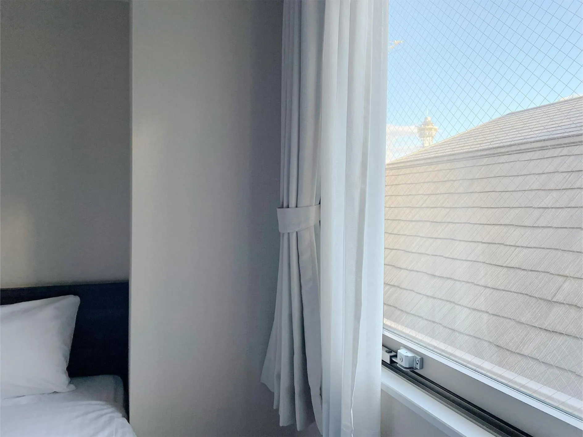 Bedroom, Bed in CHECKinn Osaka Shinimamiya