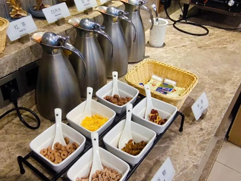 GreenTree Eastern Hotel Shenzhen Pinghu Hua'nan City Hehua Subway Station