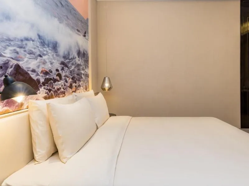 GreenTree Eastern Hotel Shenzhen Pinghu Hua'nan City Hehua Subway Station