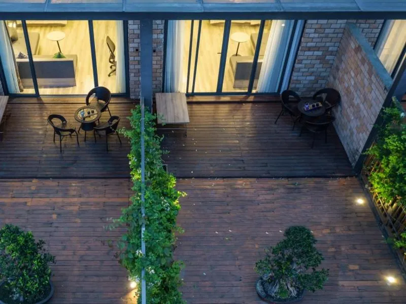 GreenTree Eastern Hotel Shenzhen Pinghu Hua'nan City Hehua Subway Station