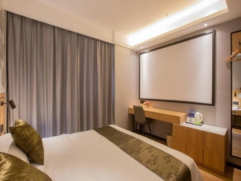 Bed in GreenTree Inn Express Changzhou Caoqiao Industrial Park