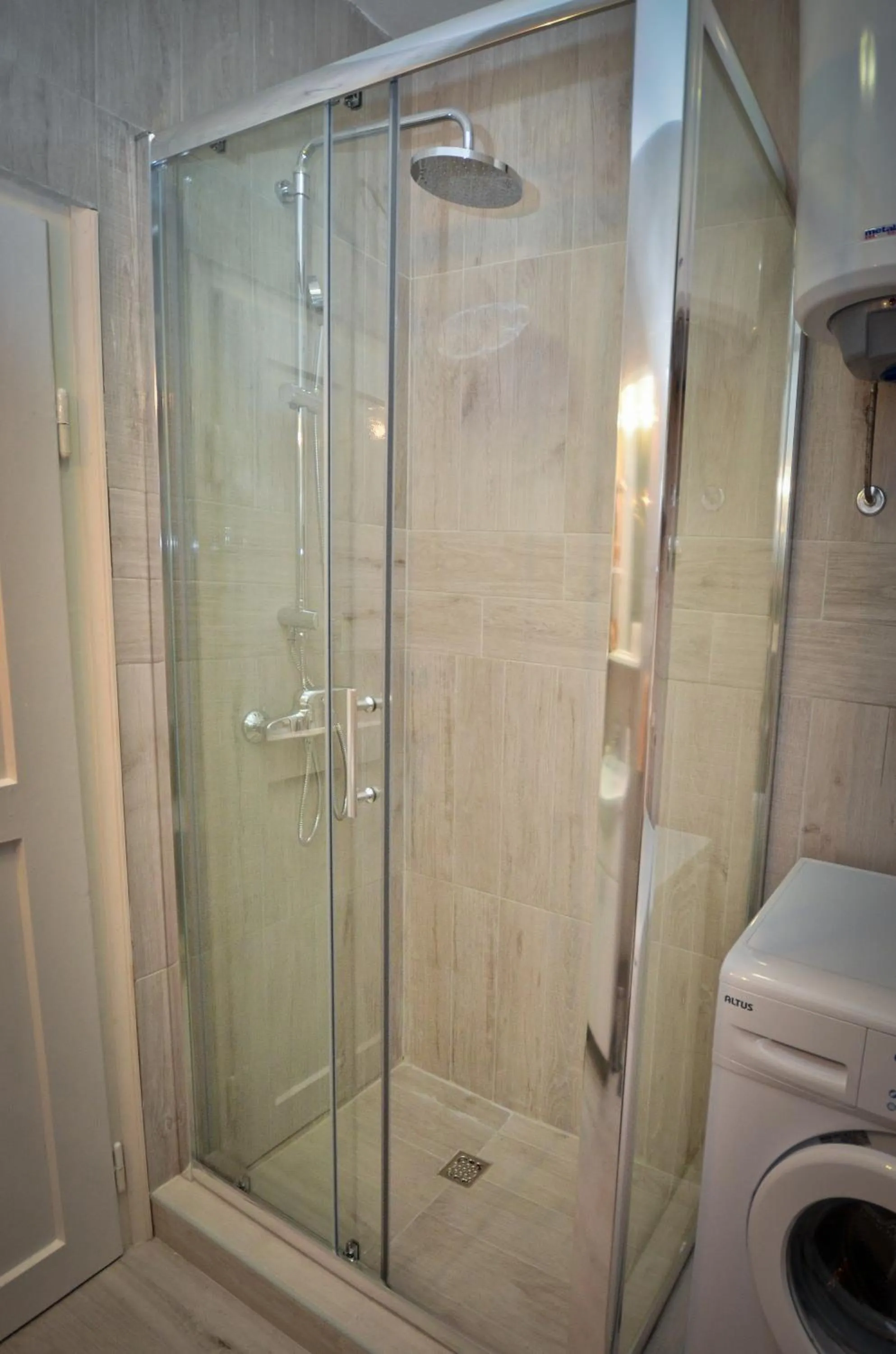 Shower in Bell Tower Apartment