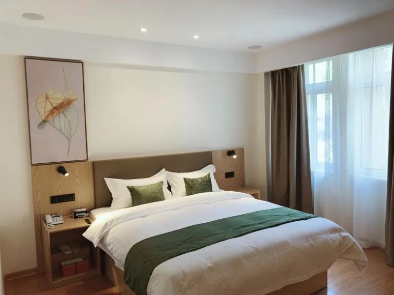 Bed in GreenTree Inn Express Hotel Jiangsu Suqian Shuyang Bus Station