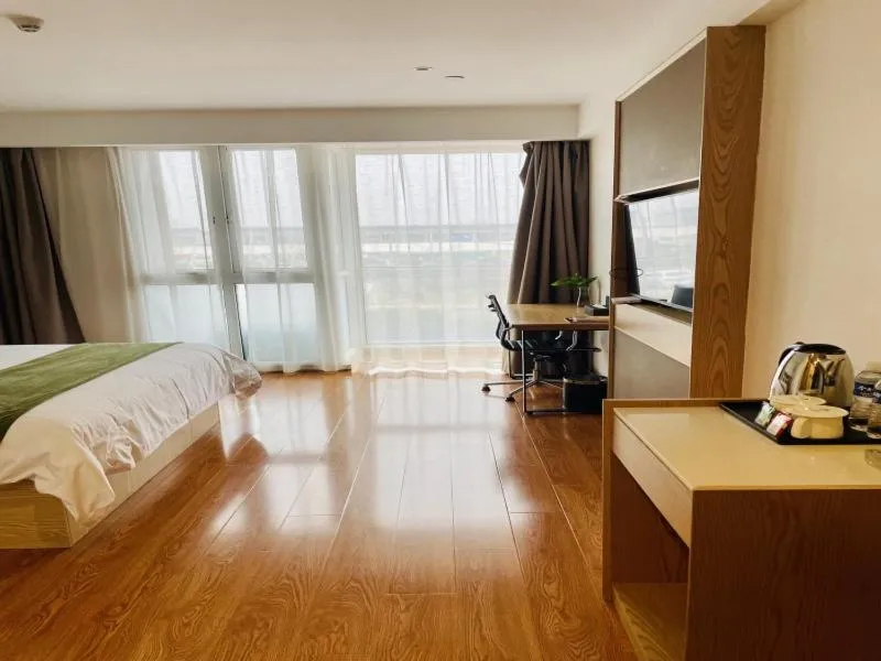 Bed in GreenTree Inn Express Hotel Jiangsu Suqian Shuyang Bus Station