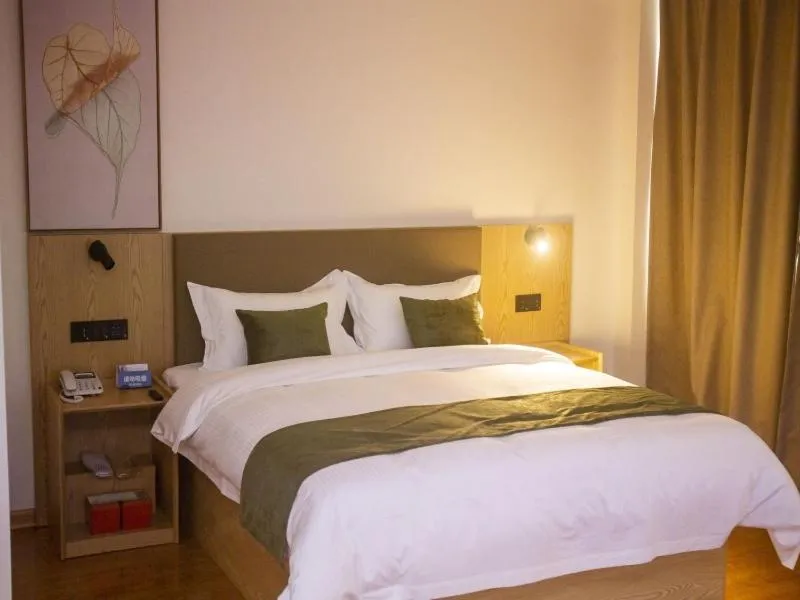 Bed in GreenTree Inn Express Hotel Jiangsu Suqian Shuyang Bus Station