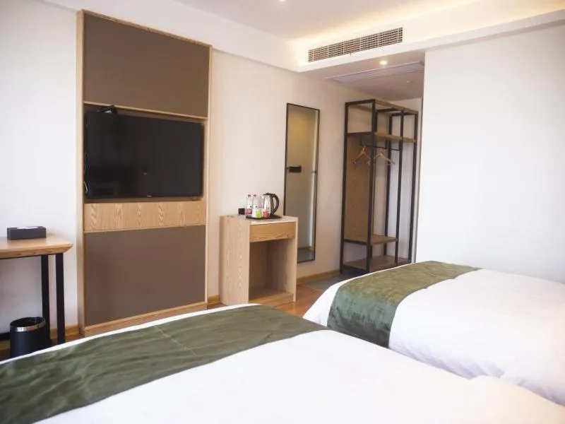 Bed in GreenTree Inn Express Hotel Jiangsu Suqian Shuyang Bus Station