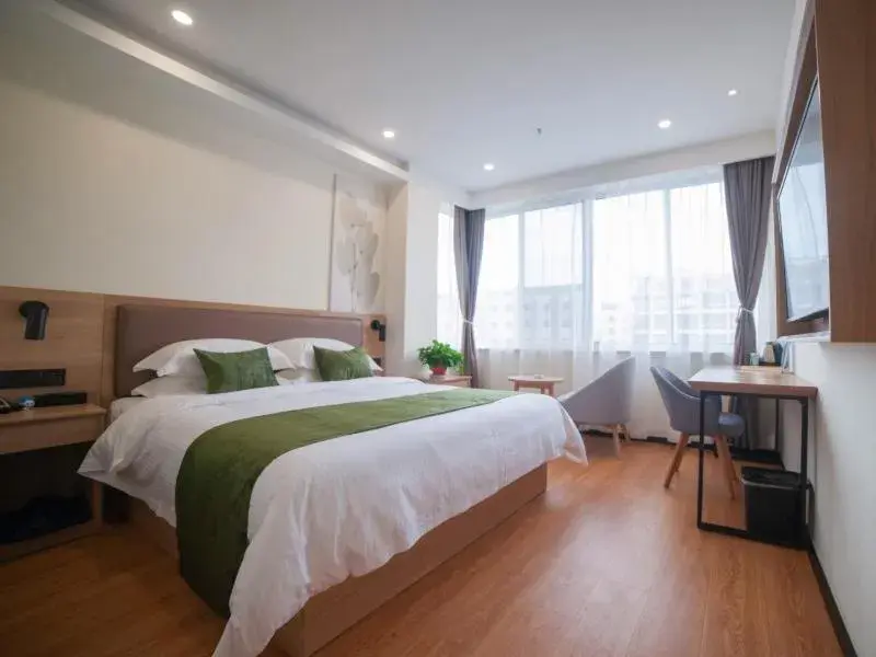 GreenTree Inn Express Hotel Suzhou Zhangjianggang Free Trade Zone Central Plaza GreenTree Inn Express Hotel Suzhou Zhangjianggang Free Trade Zone Central Plaza