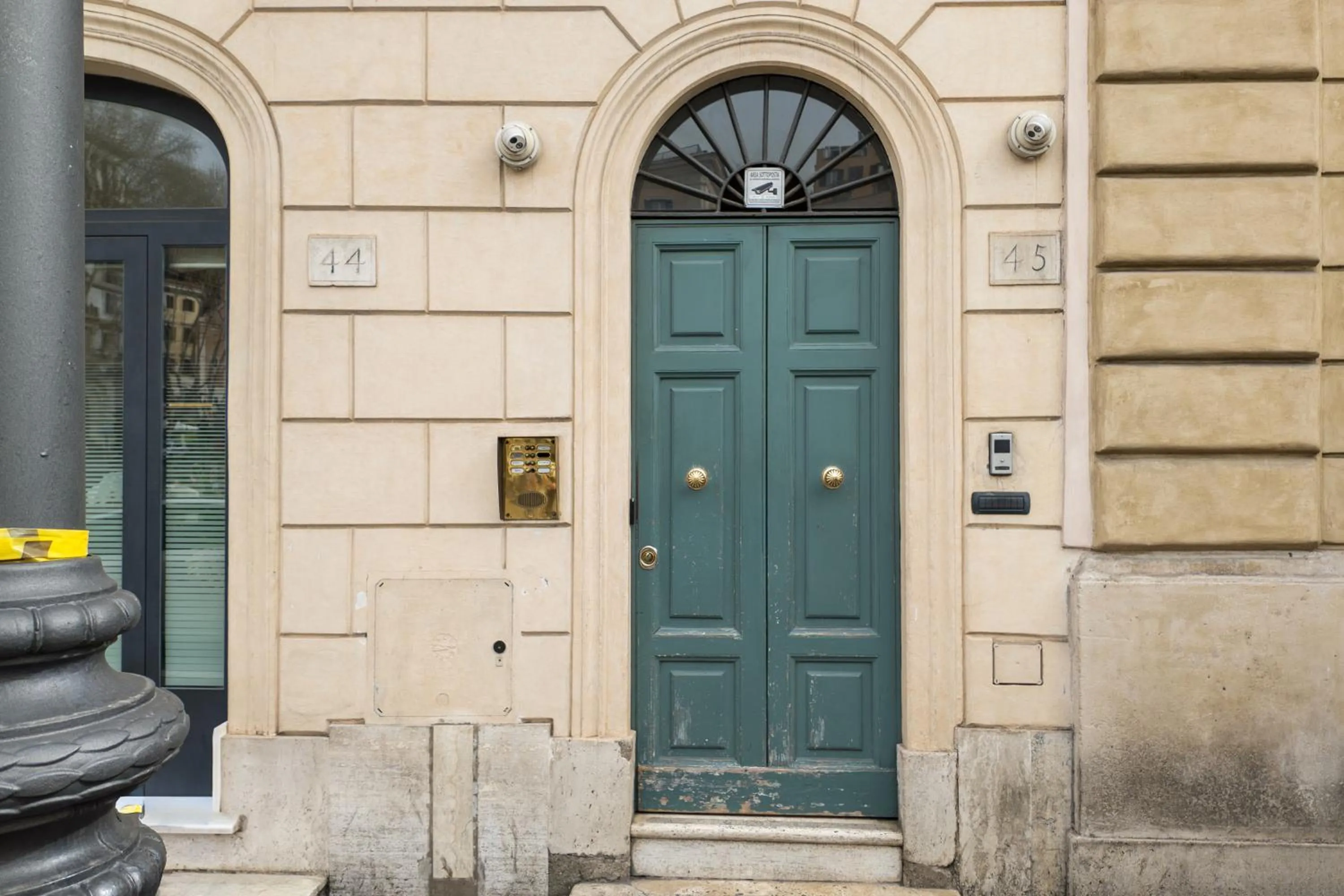 Facade/entrance in Penthouse Suite Rome - Private Suites