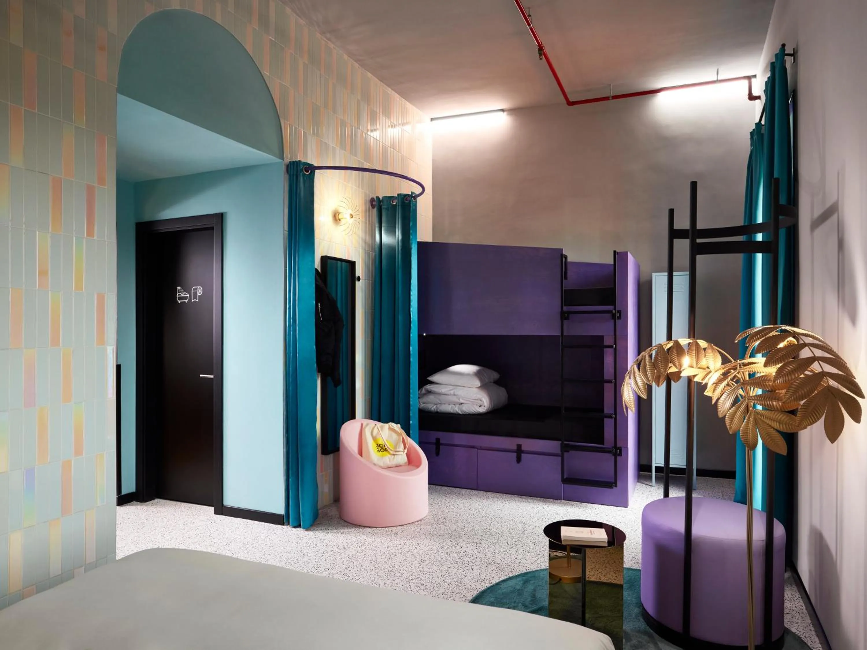 Photo of the whole room, Bed in JO&JOE ROMA