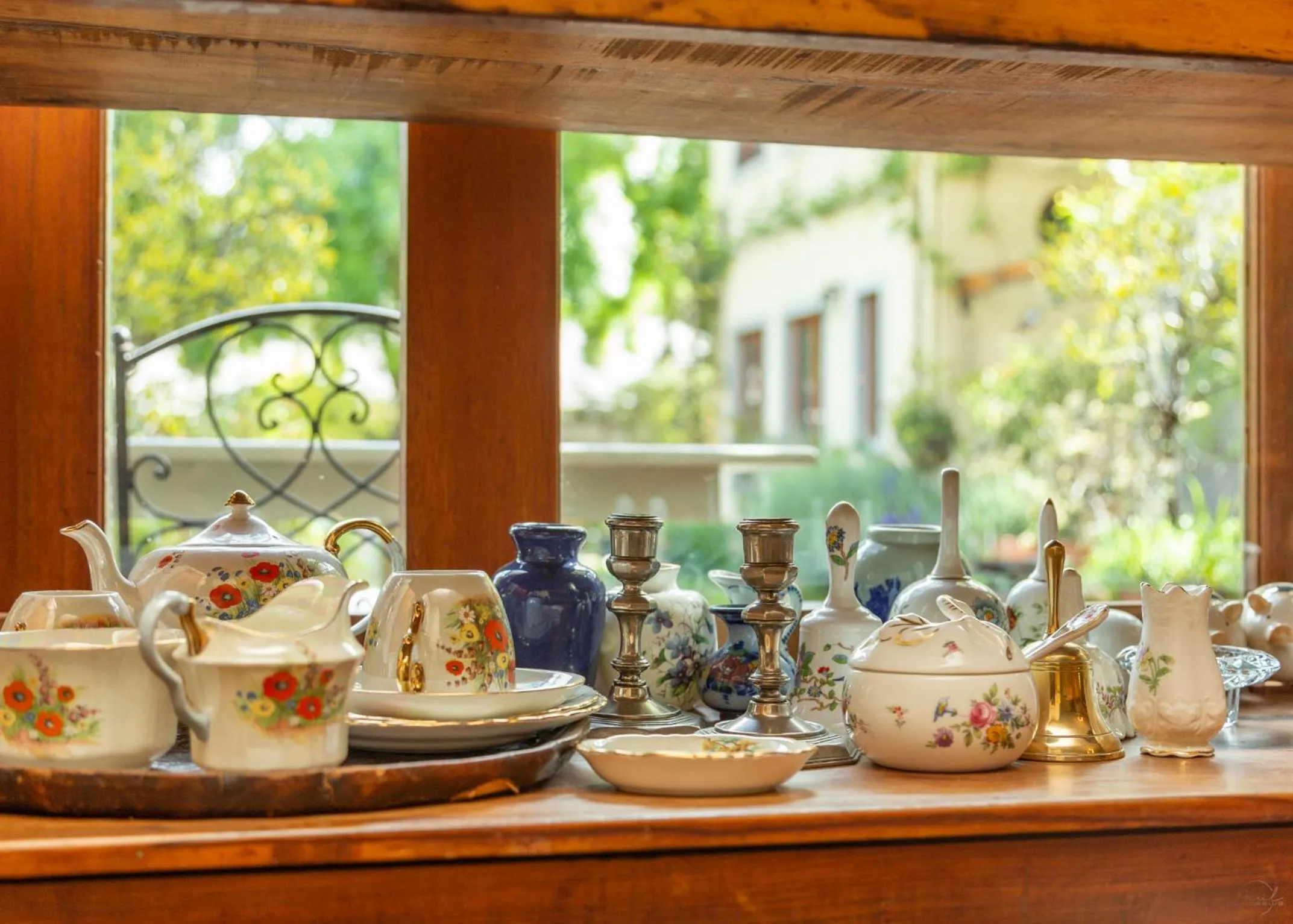 Decorative detail in 10 Alexander B&B