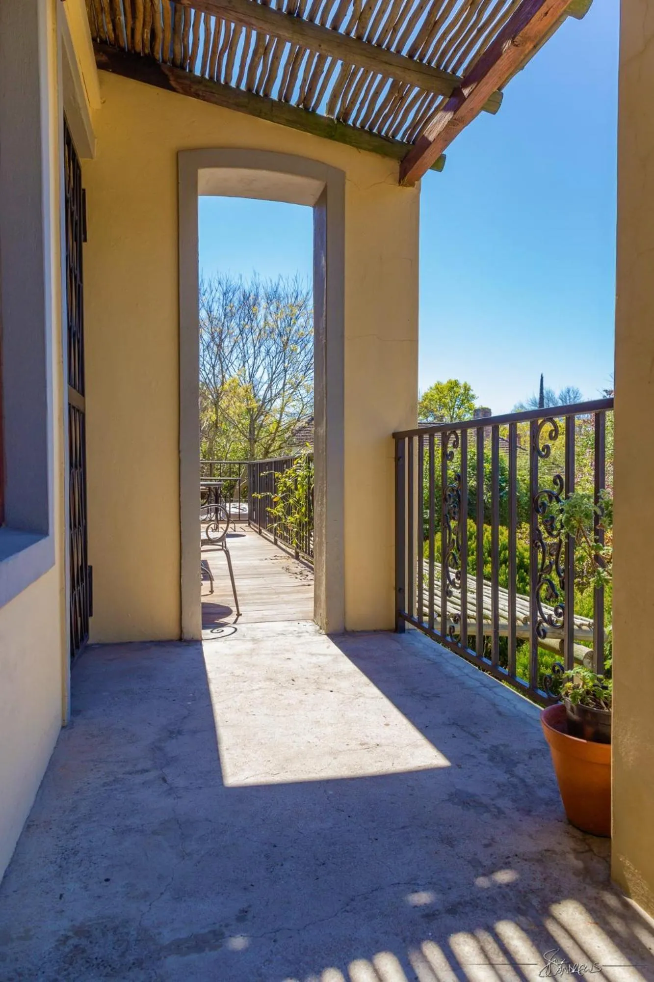 Balcony/Terrace in 10 Alexander B&B