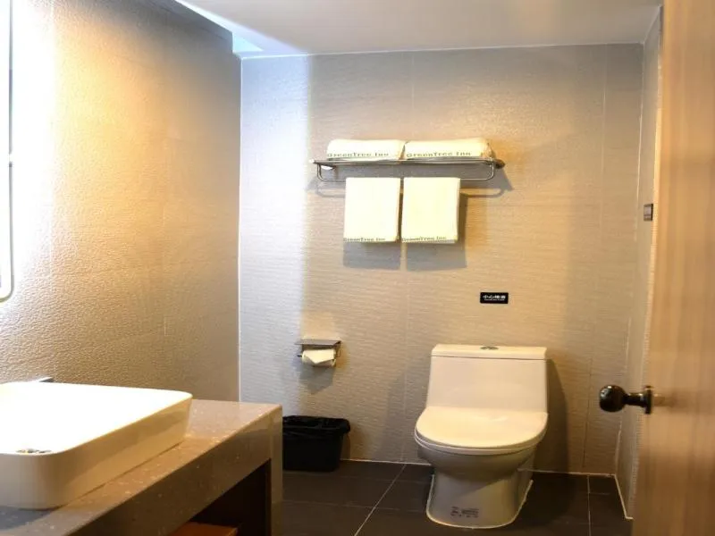 GreenTree Inn Express Hotel Heyuan N1 High Fountain