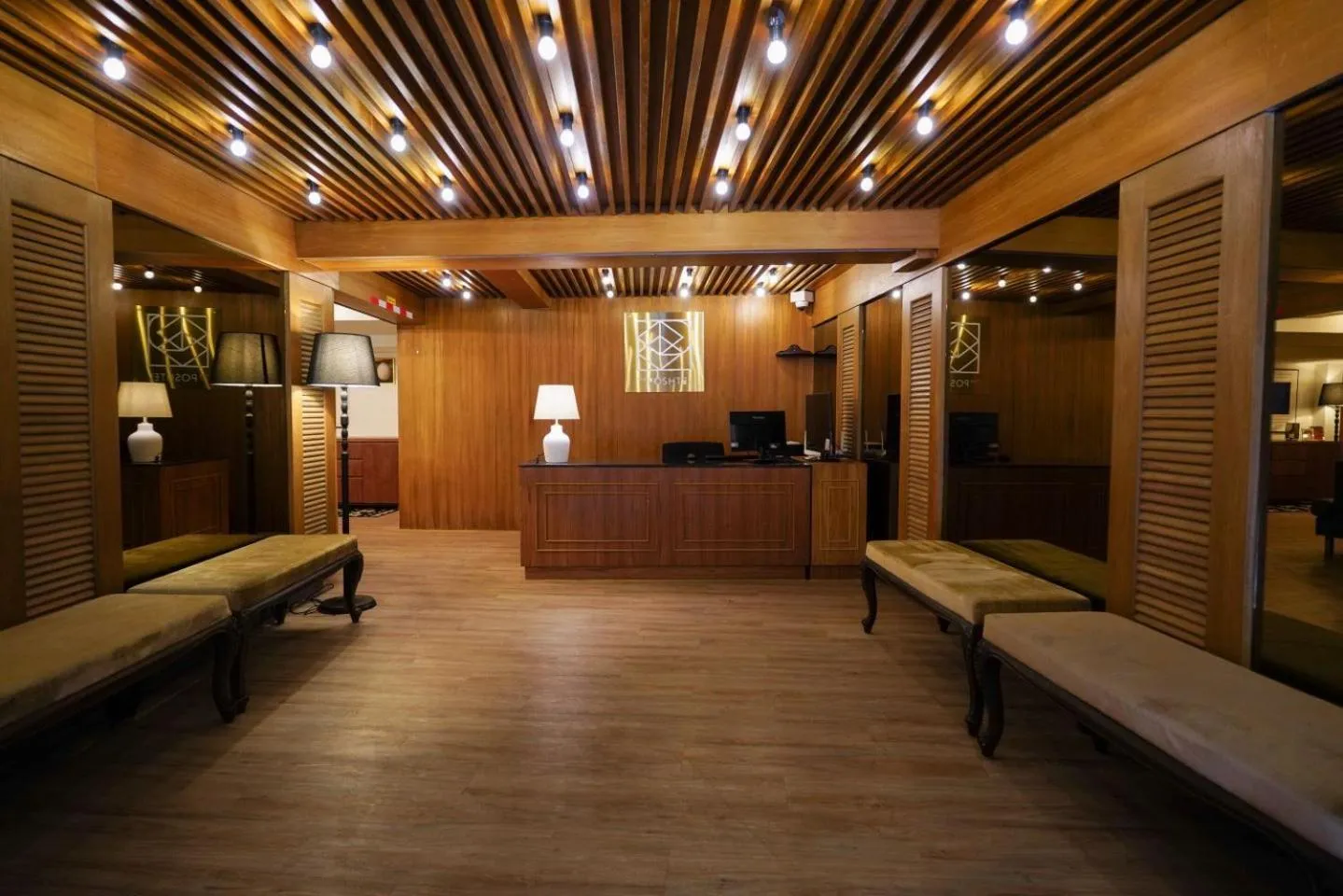 Lobby or reception in The poshtel Bangkok By Benya