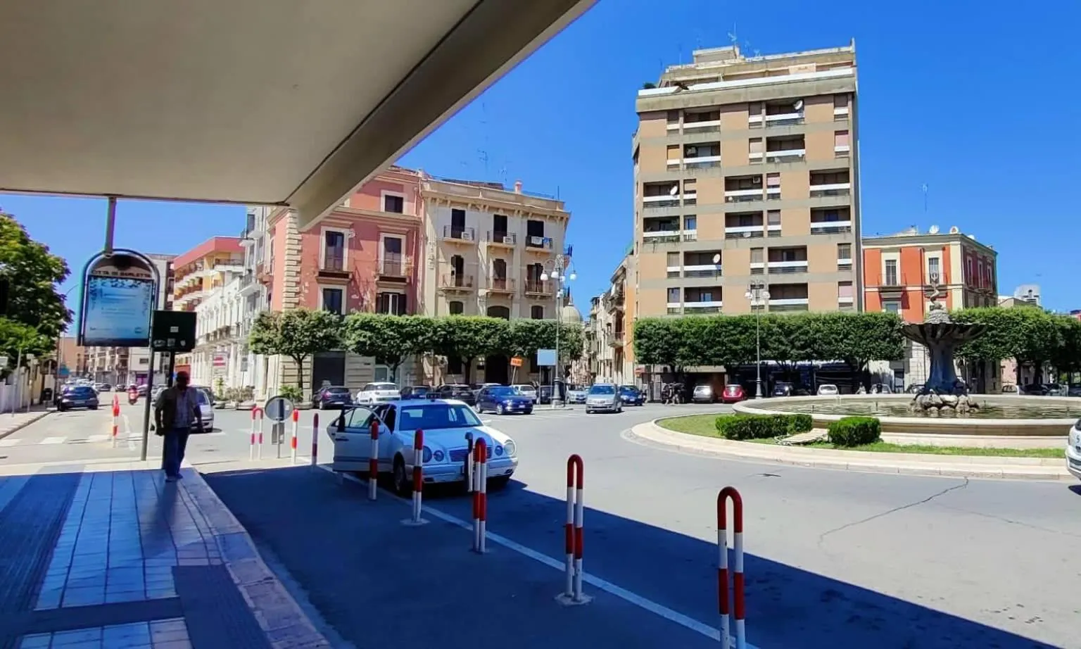 City view in Binario1 Rooms