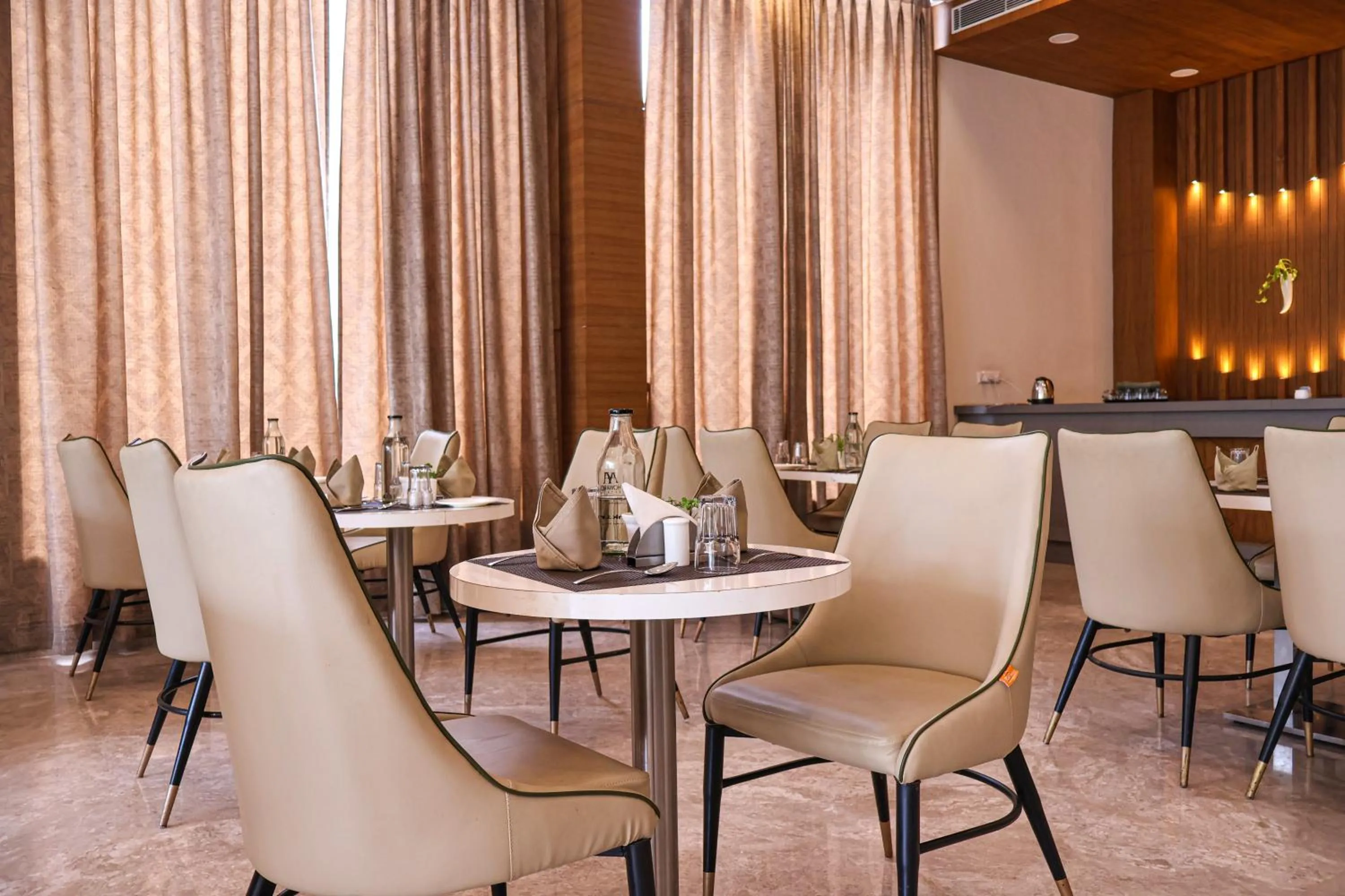 Restaurant/places to eat in HHW Buddha Lineage