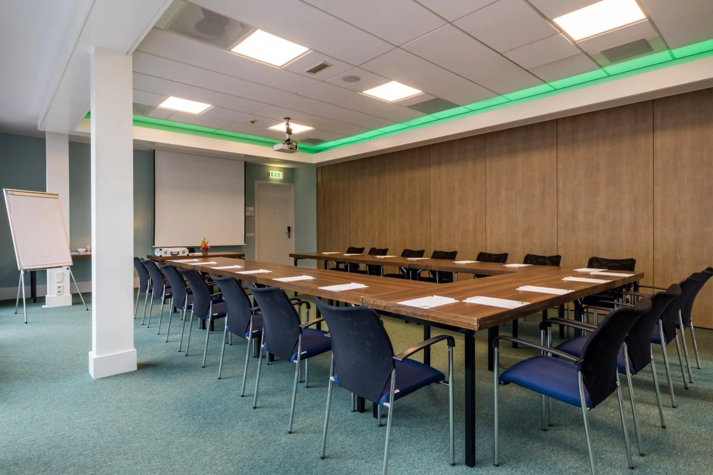 Meeting/conference room in Holiday Inn Eindhoven Centre by IHG