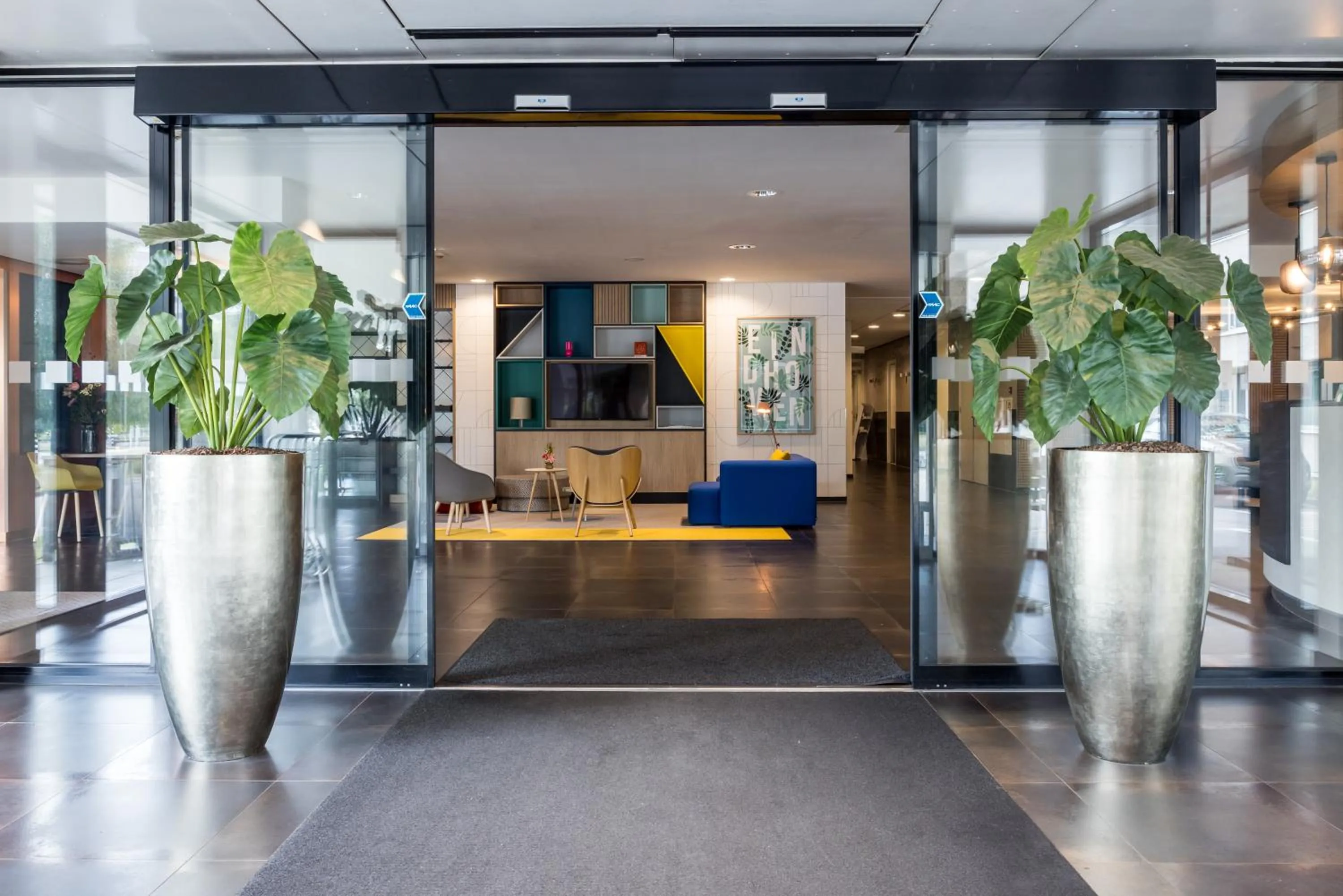 Lobby or reception in Holiday Inn Eindhoven Centre by IHG
