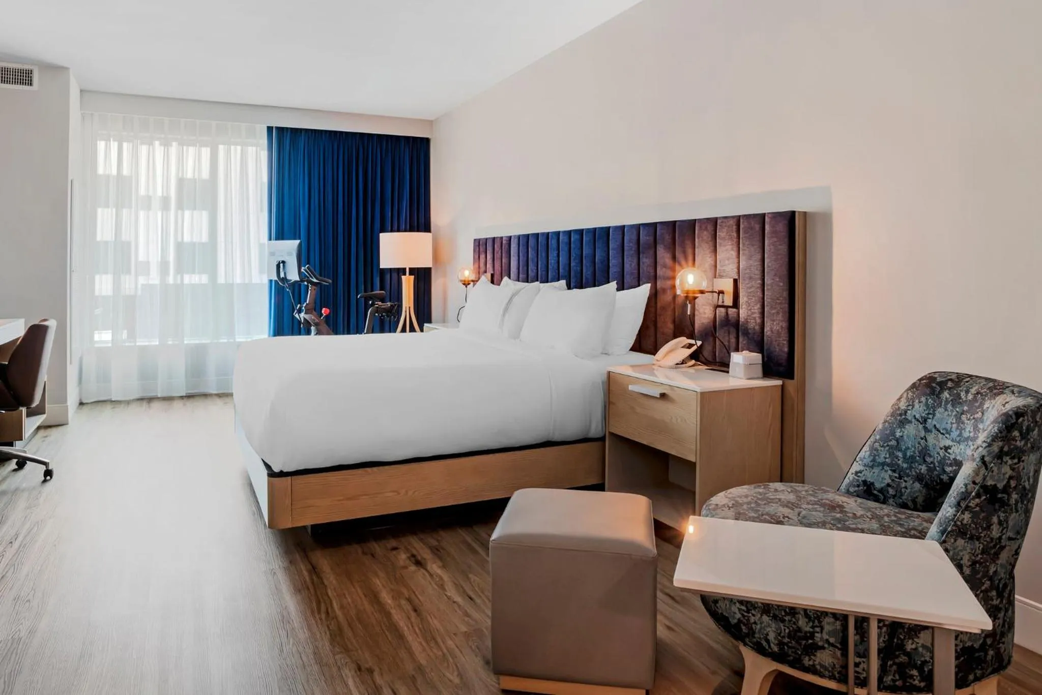 Photo of the whole room, Bed in EVEN Hotel Waco - University Area by IHG