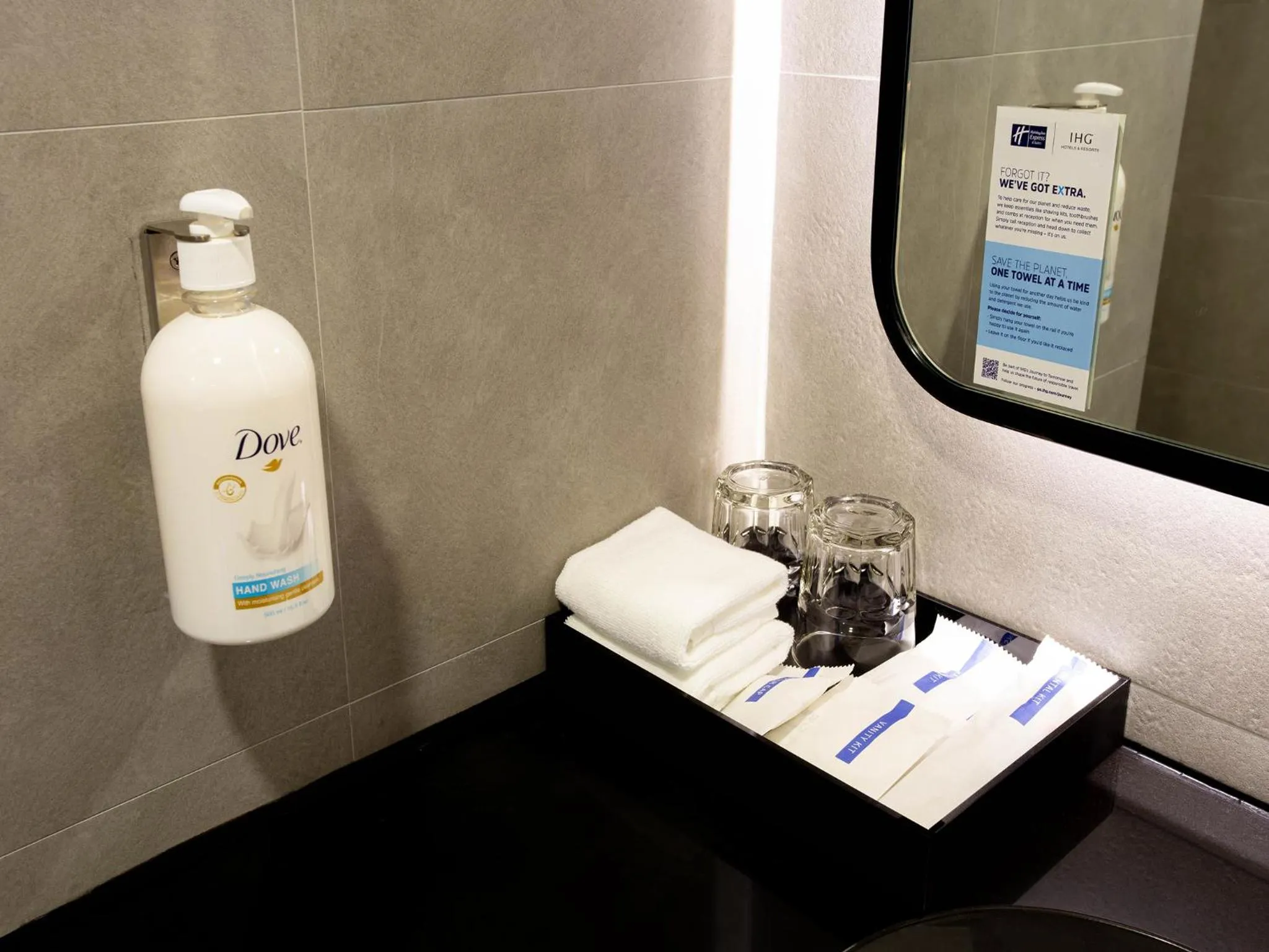 Bathroom in Holiday Inn Express & Suites Bangkok Central Pier by IHG