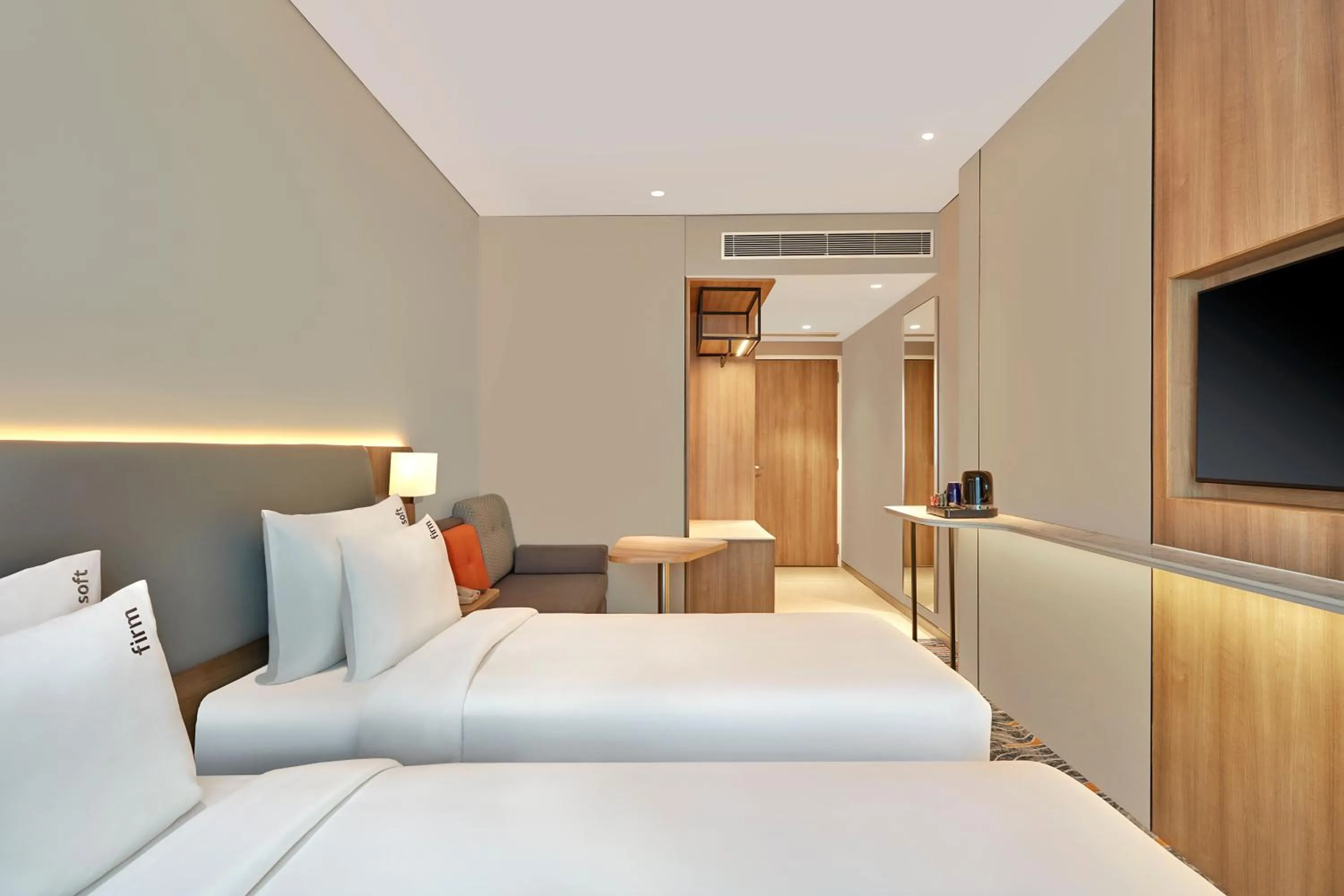 Bed in Holiday Inn Express Bengaluru Bommasandra by IHG