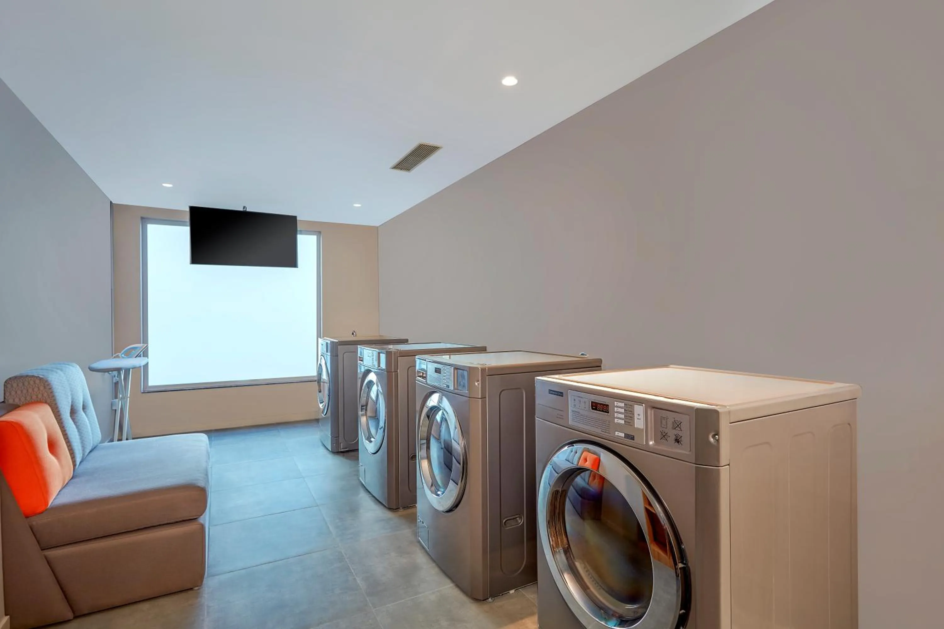 Area and facilities in Holiday Inn Express Bengaluru Bommasandra by IHG