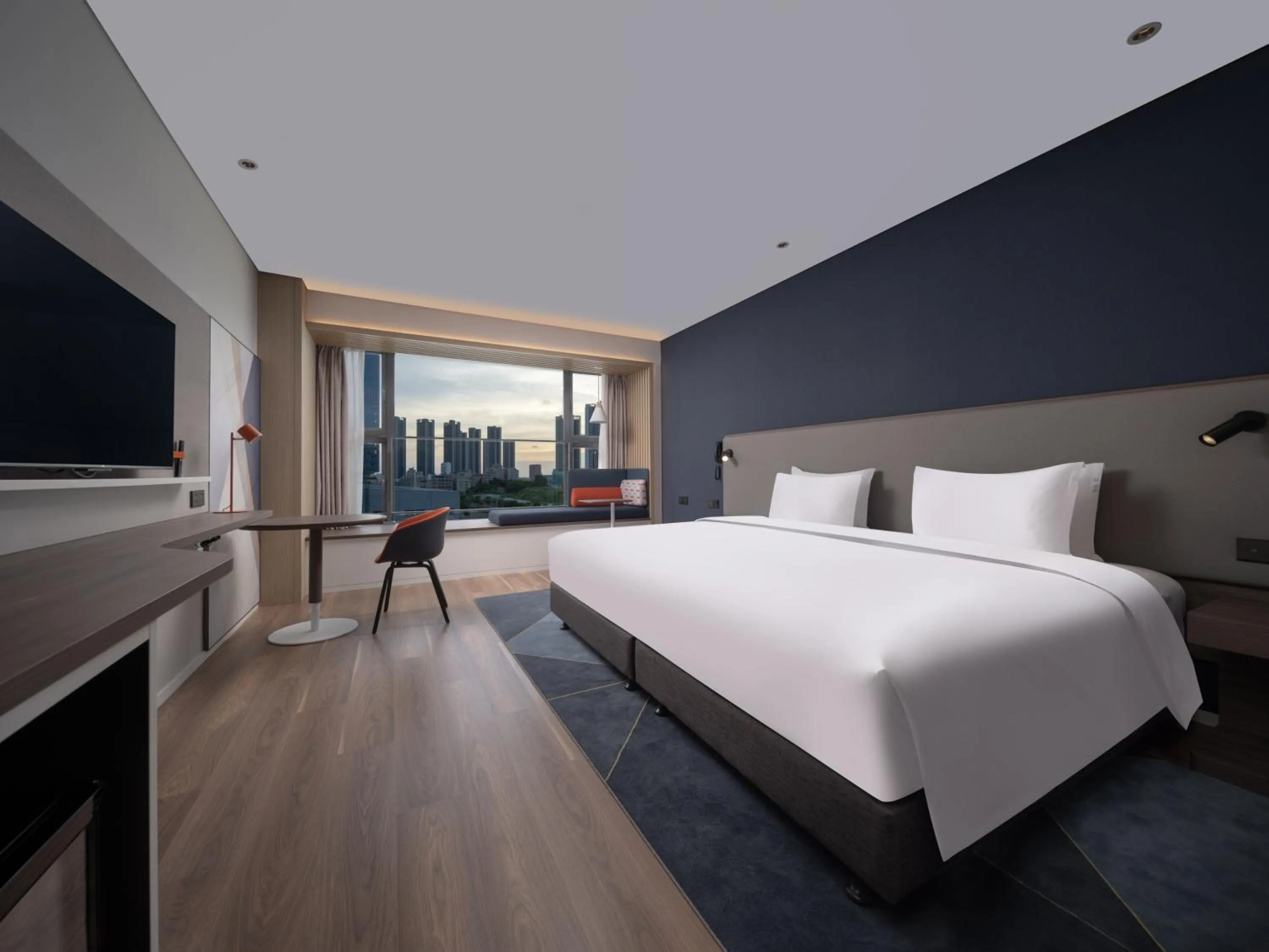 Bed in Holiday Inn Express Shenzhen Guangming Cloud Park by IHG