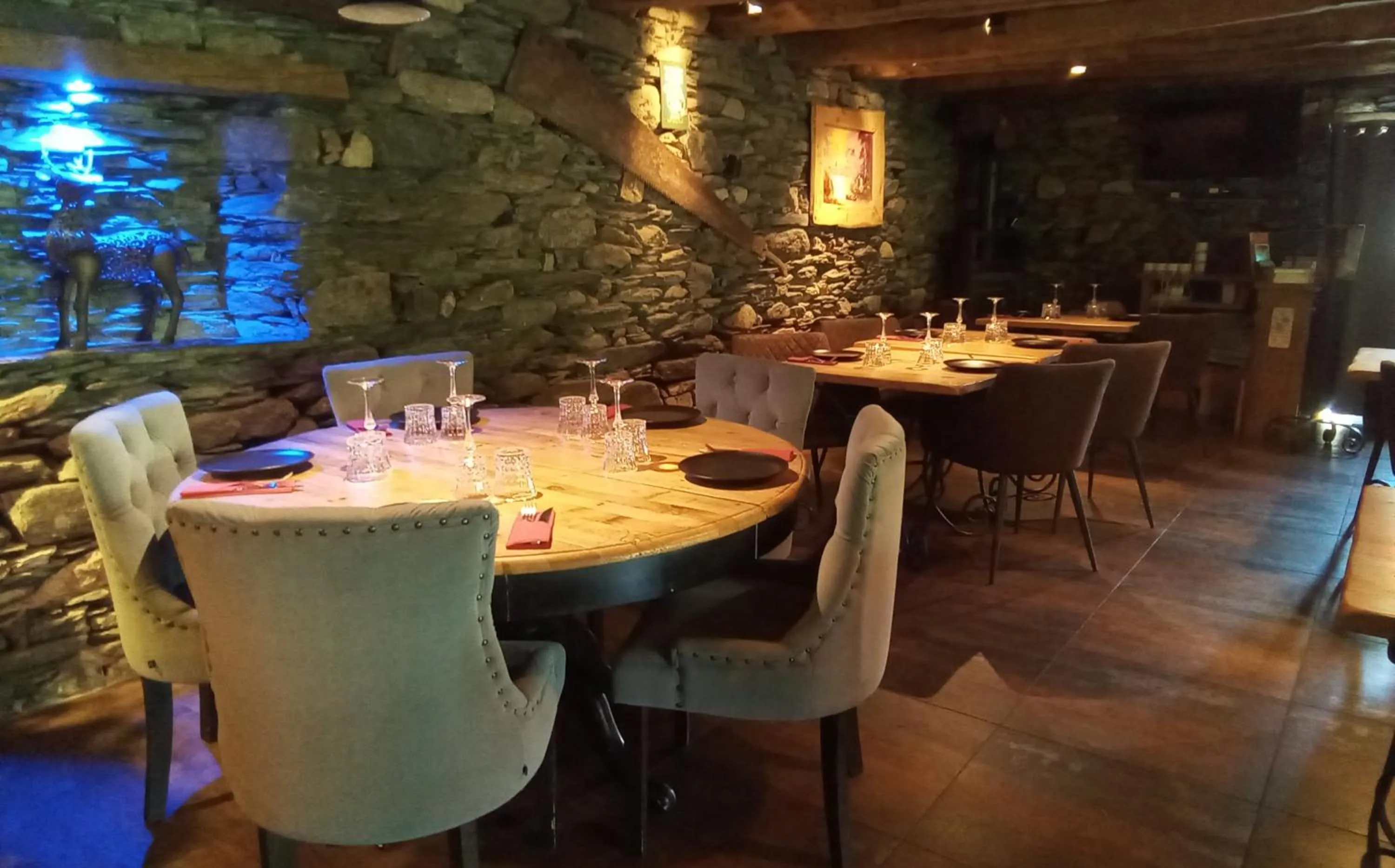 Restaurant/places to eat in L' Auberge du château