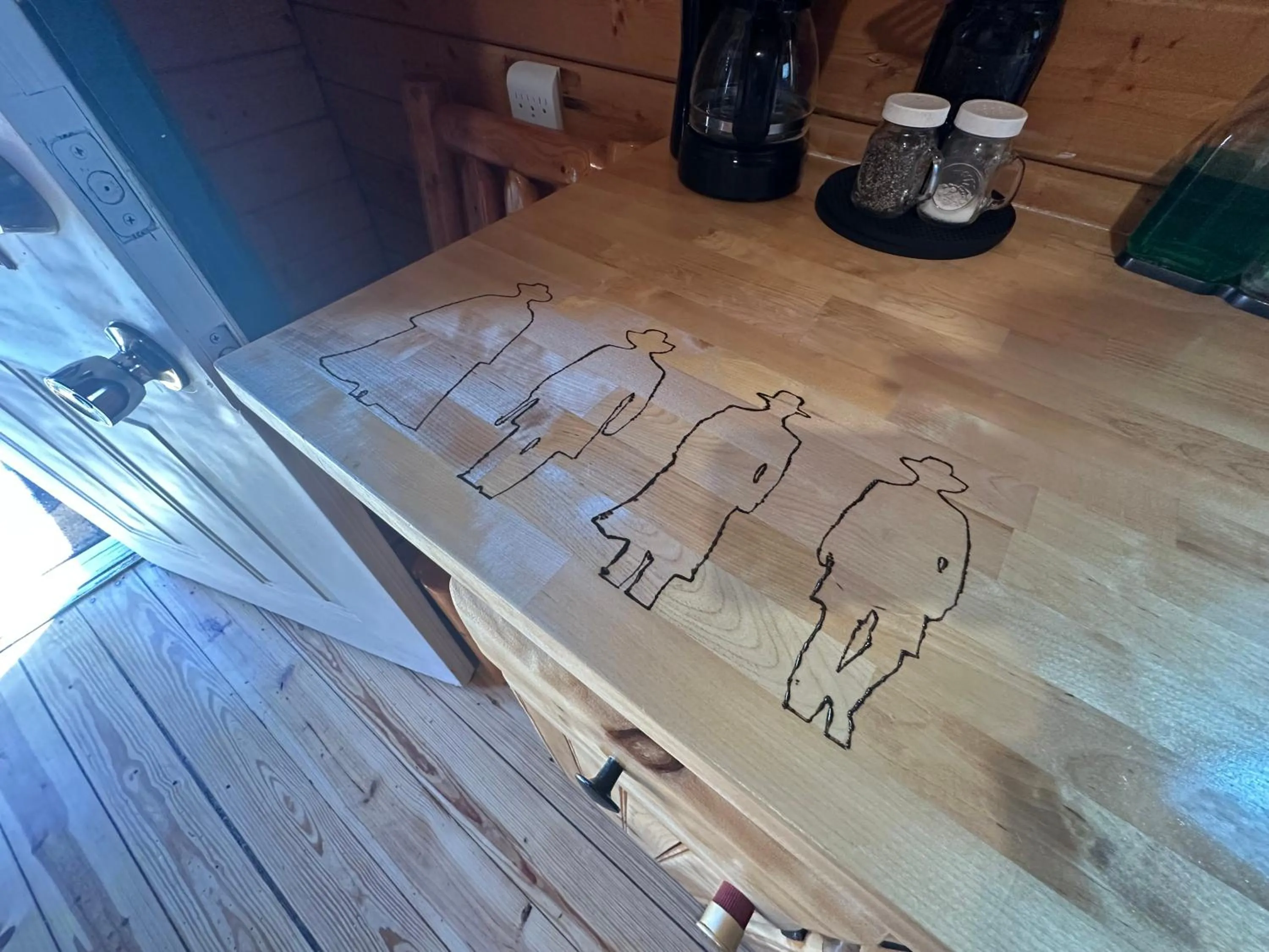 Kitchen or kitchenette in Katie's Cozy Cabins