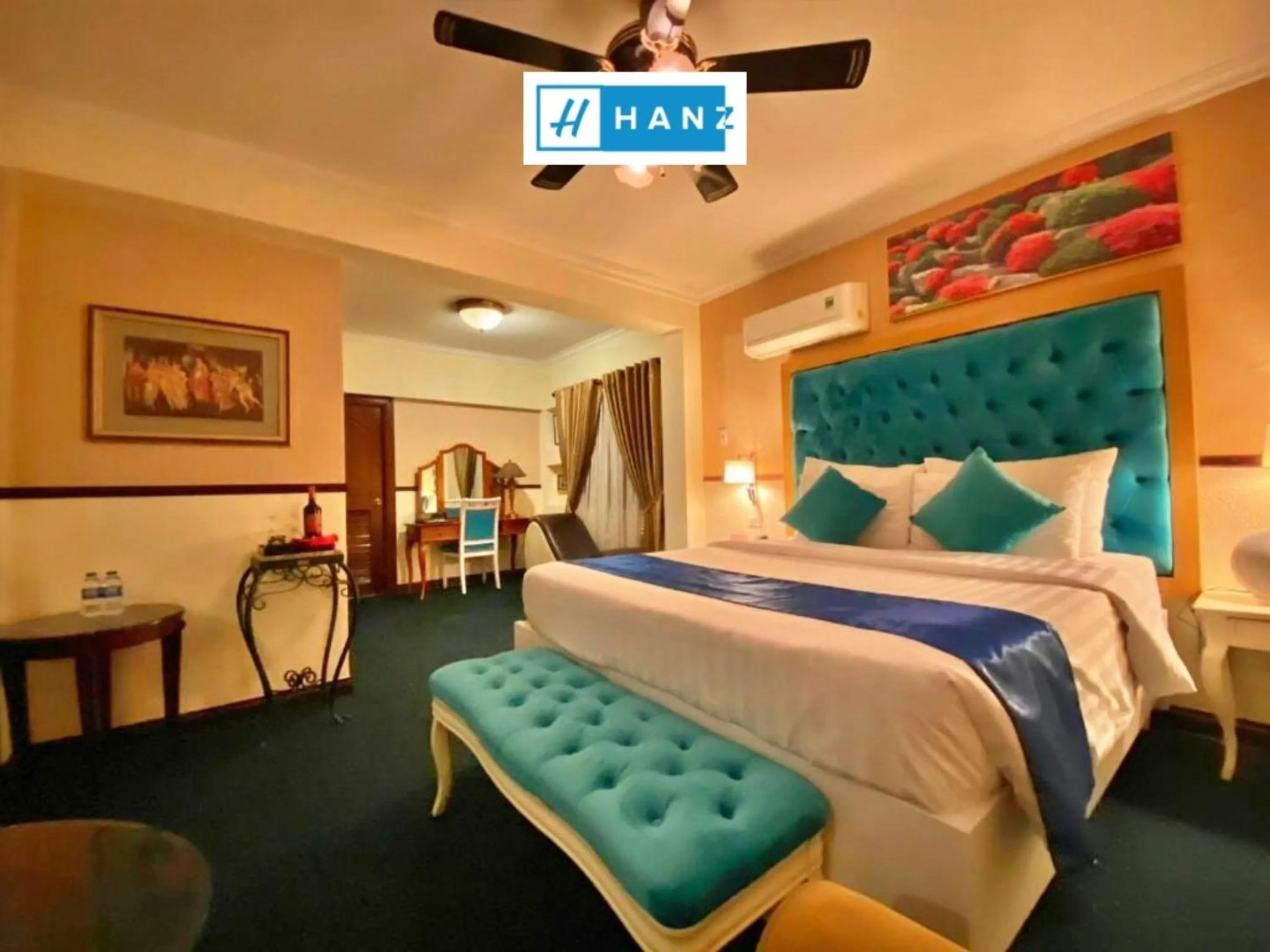 Bed in S79 Sunflower Hotel & Spa