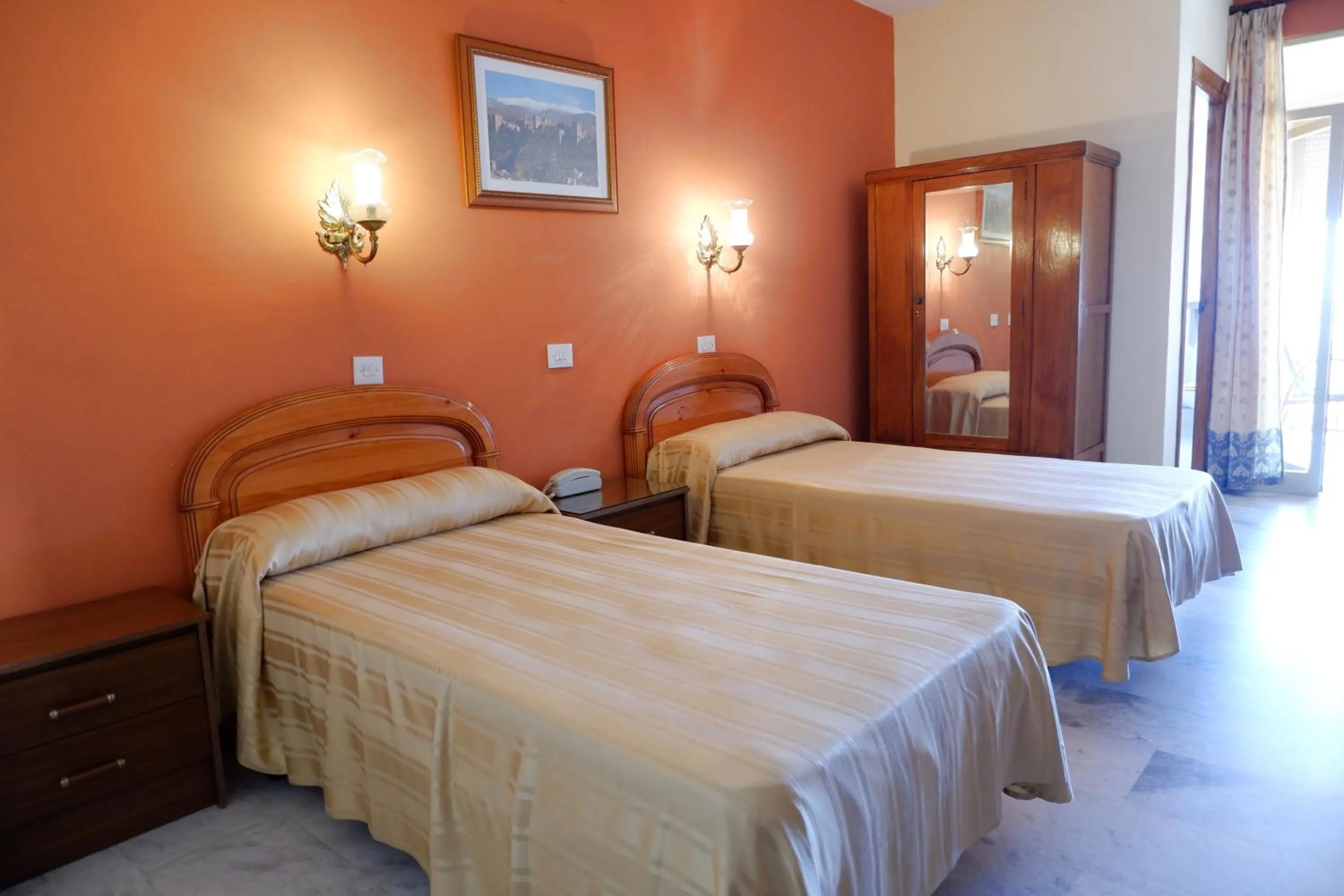 Bedroom, Bed in Hotel Central