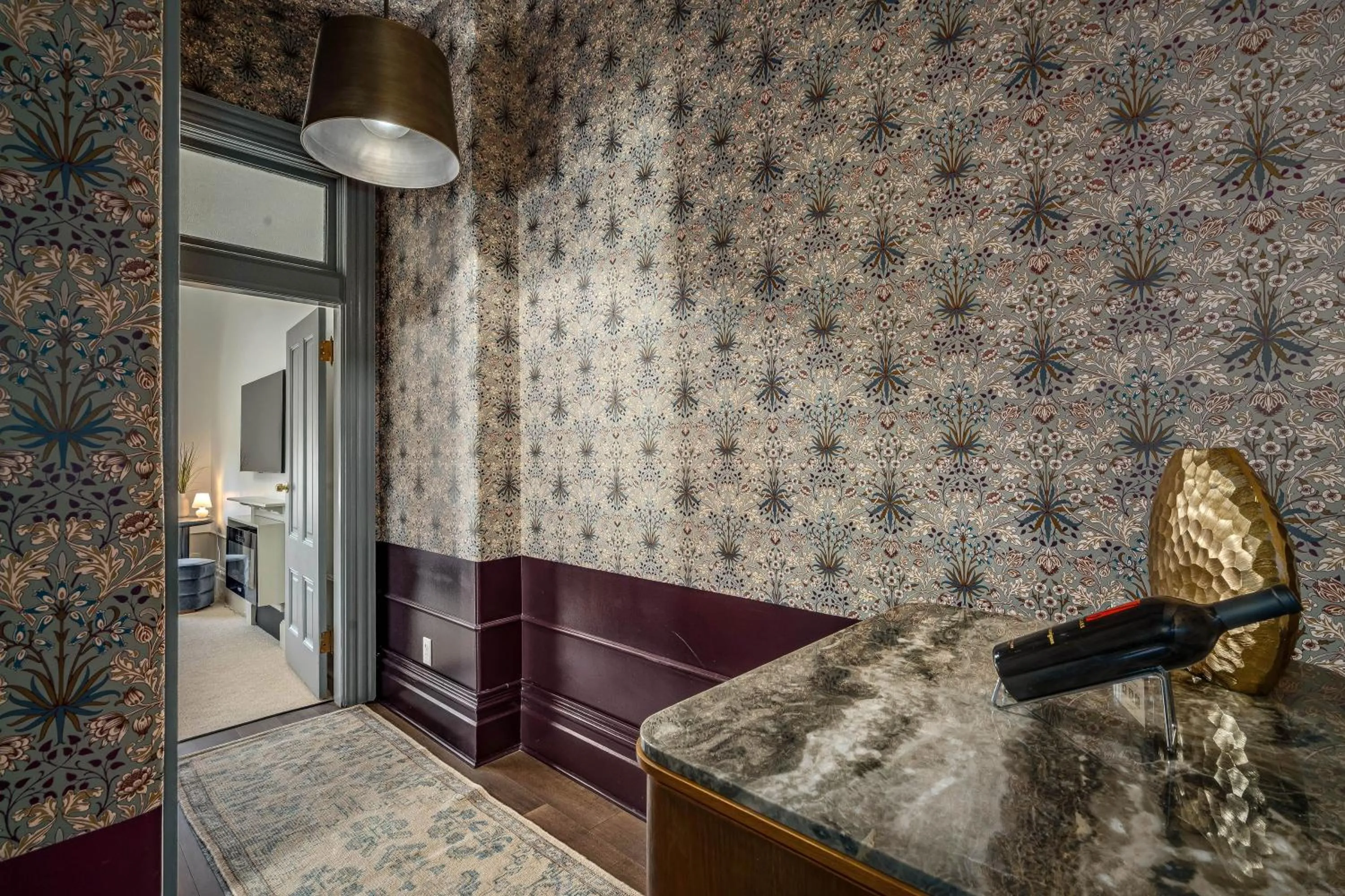 Bed in White House Napa