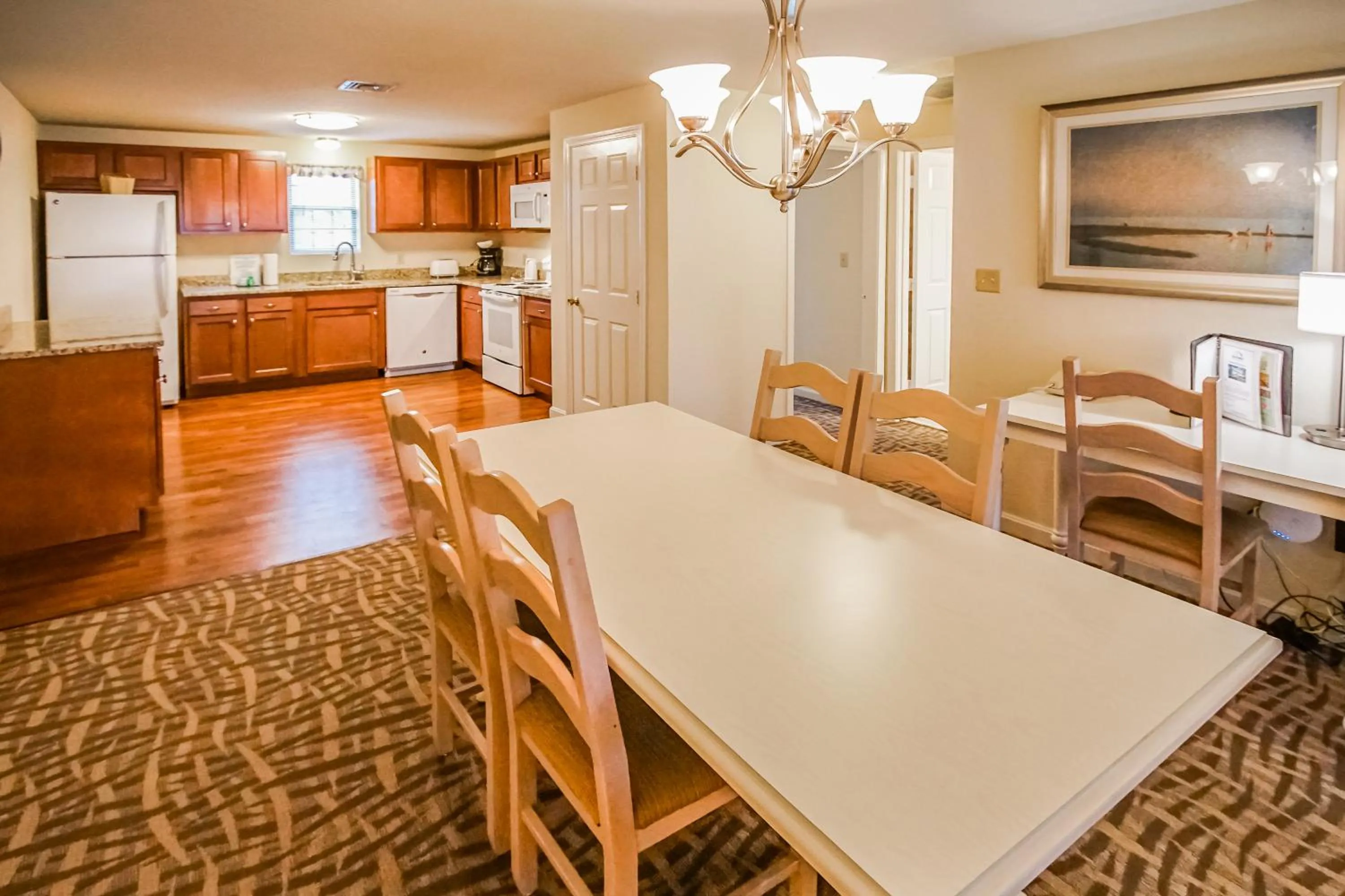 Kitchen or kitchenette in Sea Mist Resort