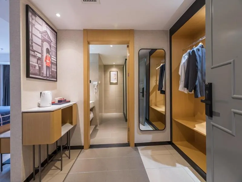 LanOu Hotel Wuxi Anzhen East High-Speed Railway Station