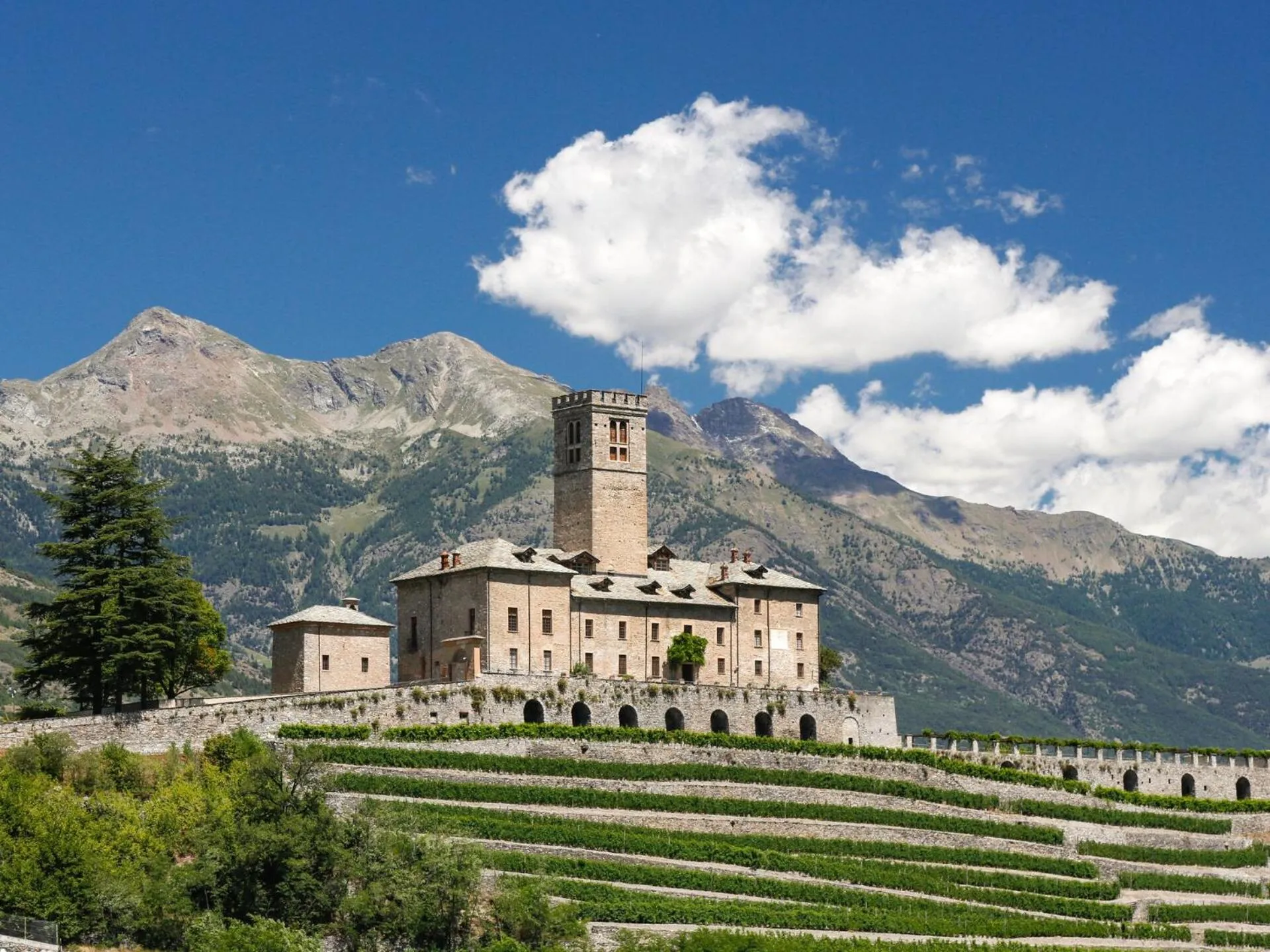 San Martin Holidays Home - Stay, Work & Fun