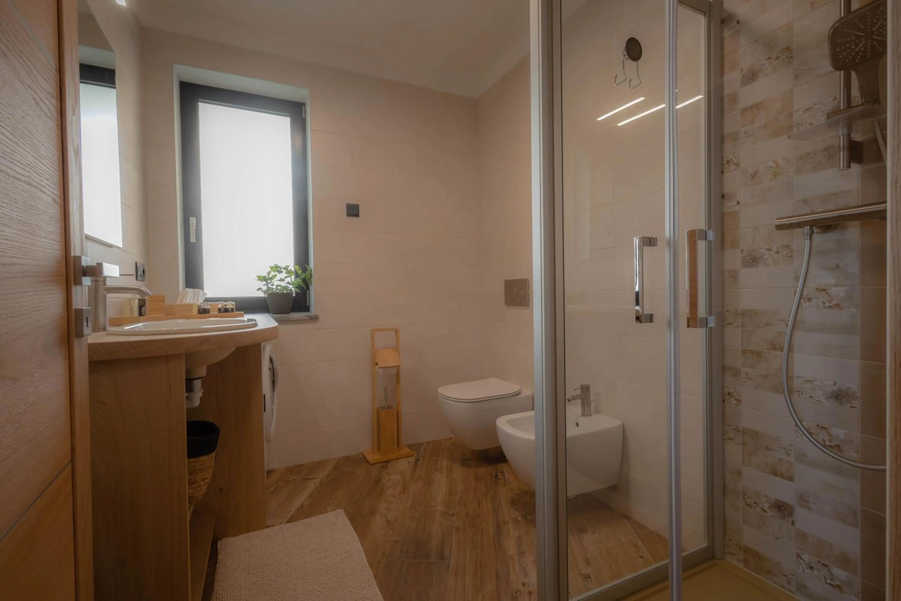 Shower in San Martin Holidays Home - Stay, Work & Fun