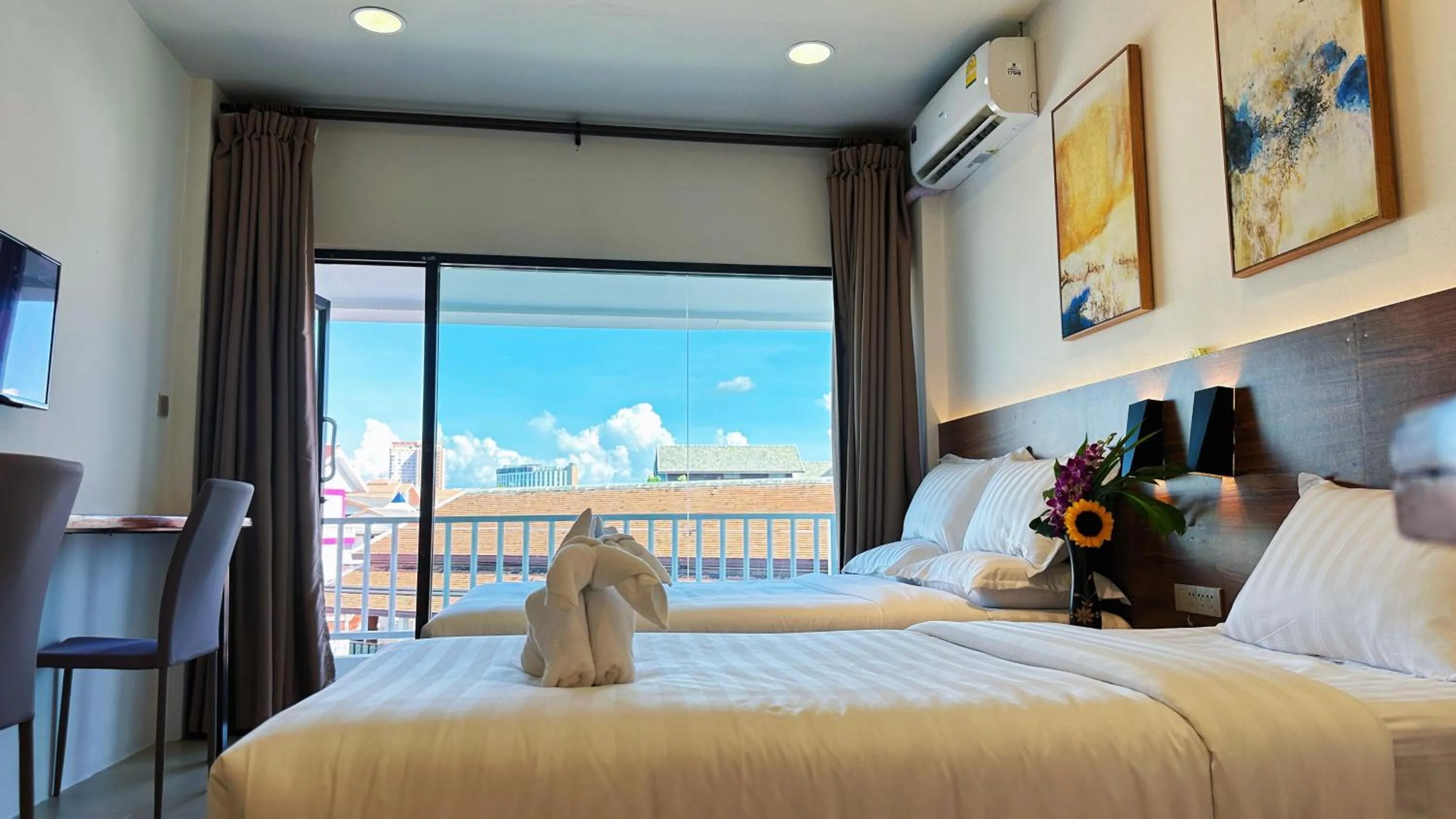 Natural landscape, Bed in Key酒店@古城中心店