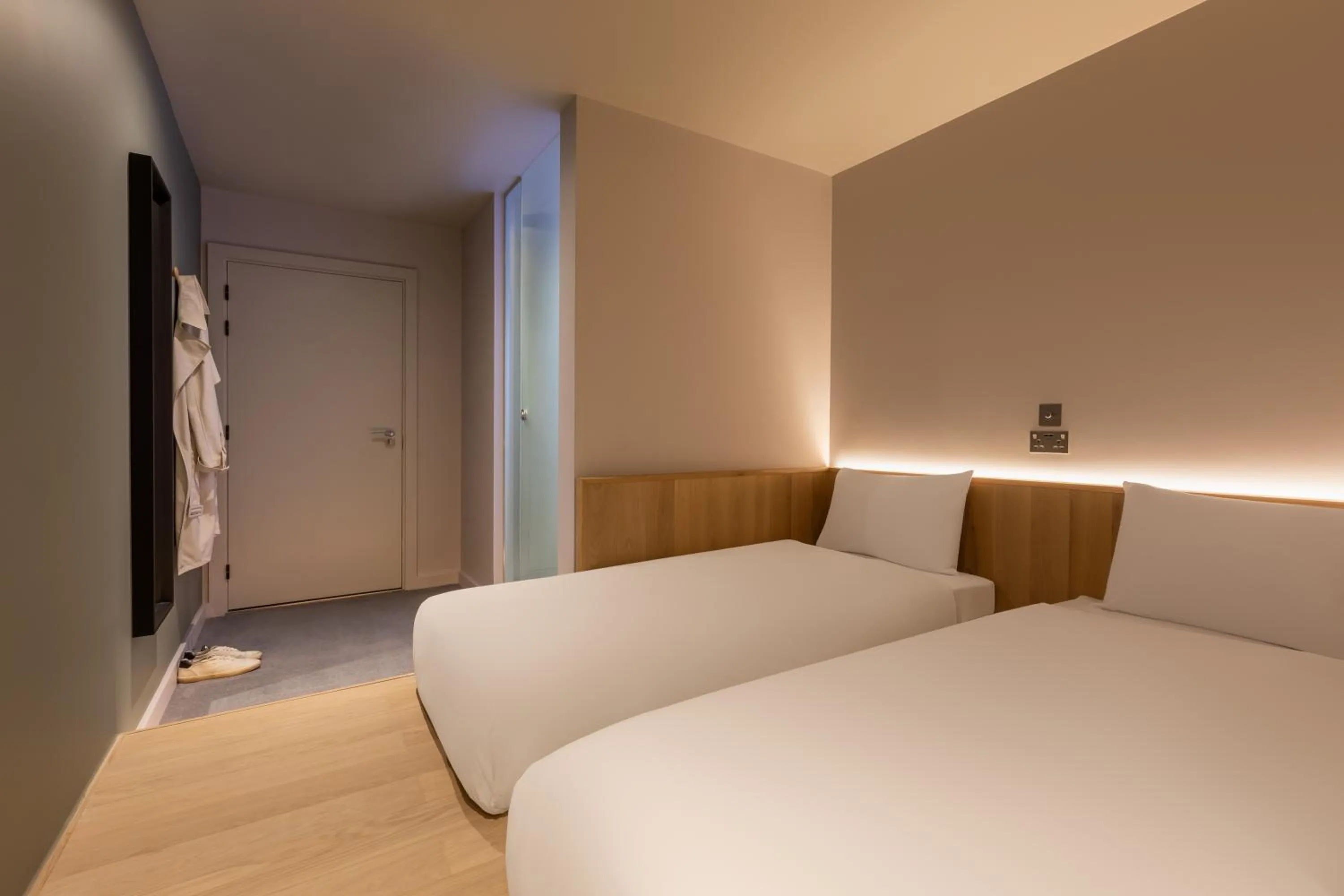 Bed in Zedwell Hotel Greenwich