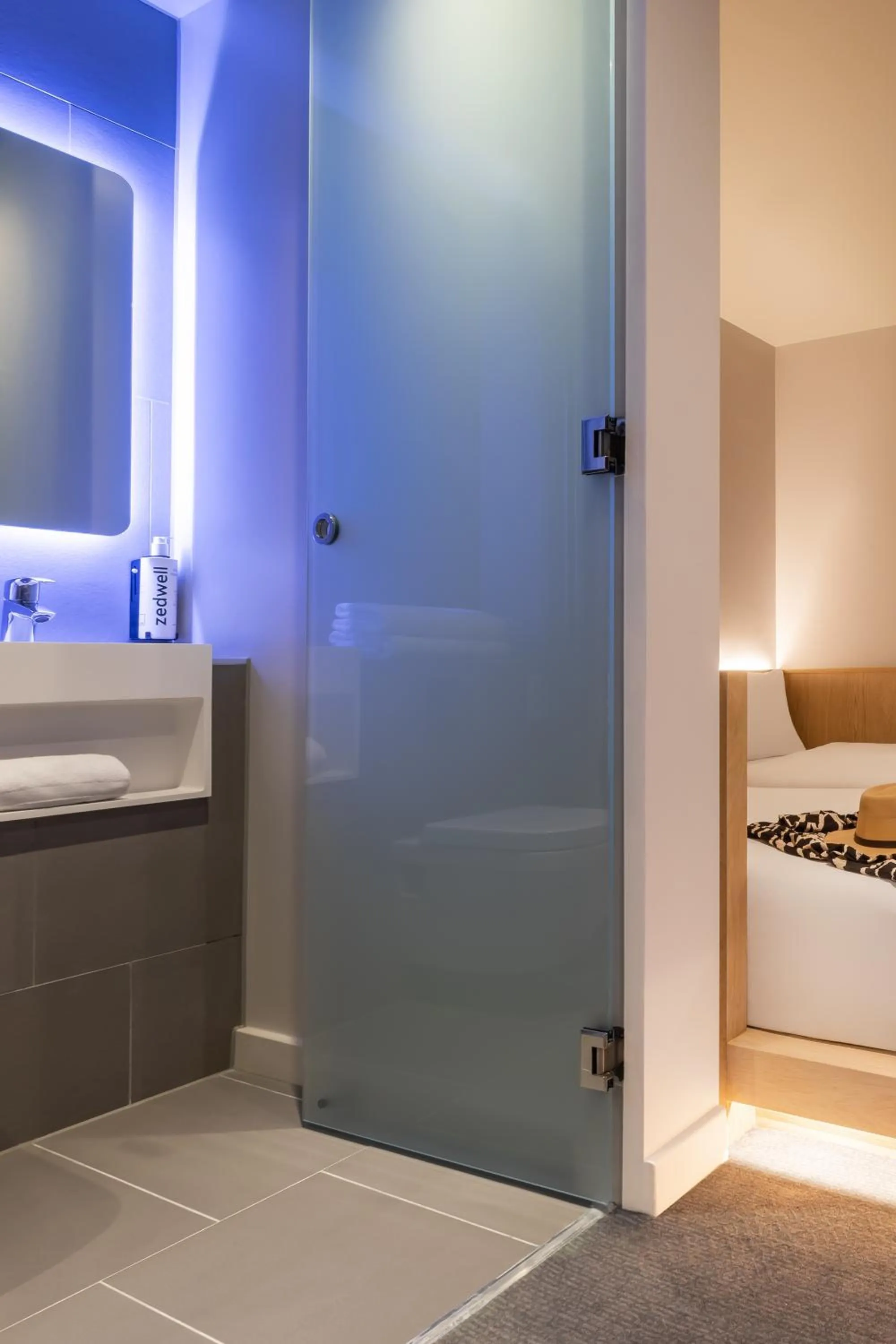 Bathroom in Zedwell Hotel Greenwich