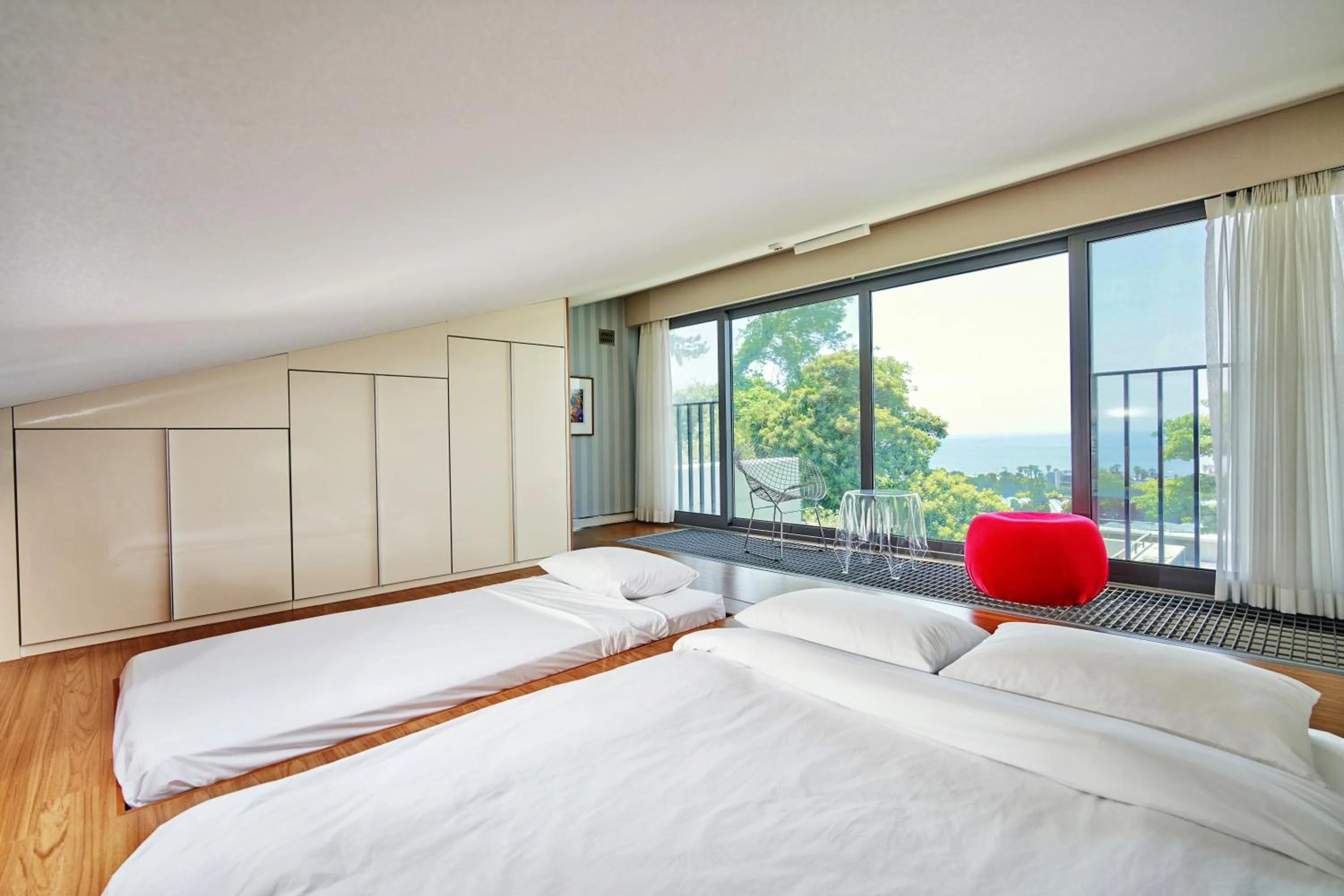 Bed in Jeju Bom stay & Art Gallery